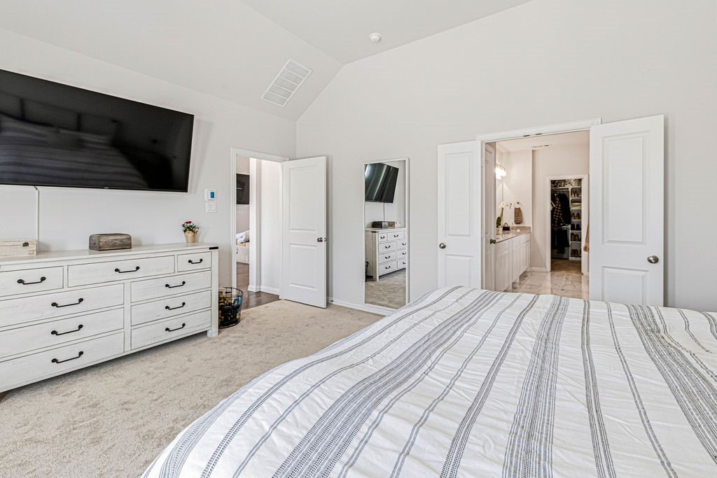1009 Skyflower Lane