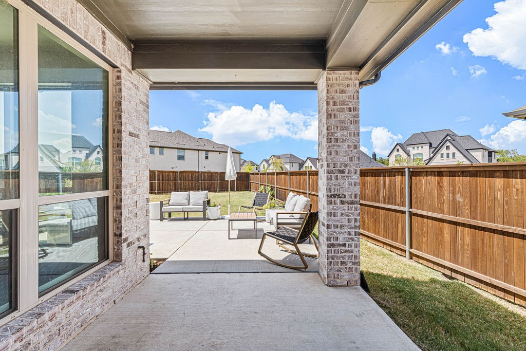 1009 Skyflower Lane