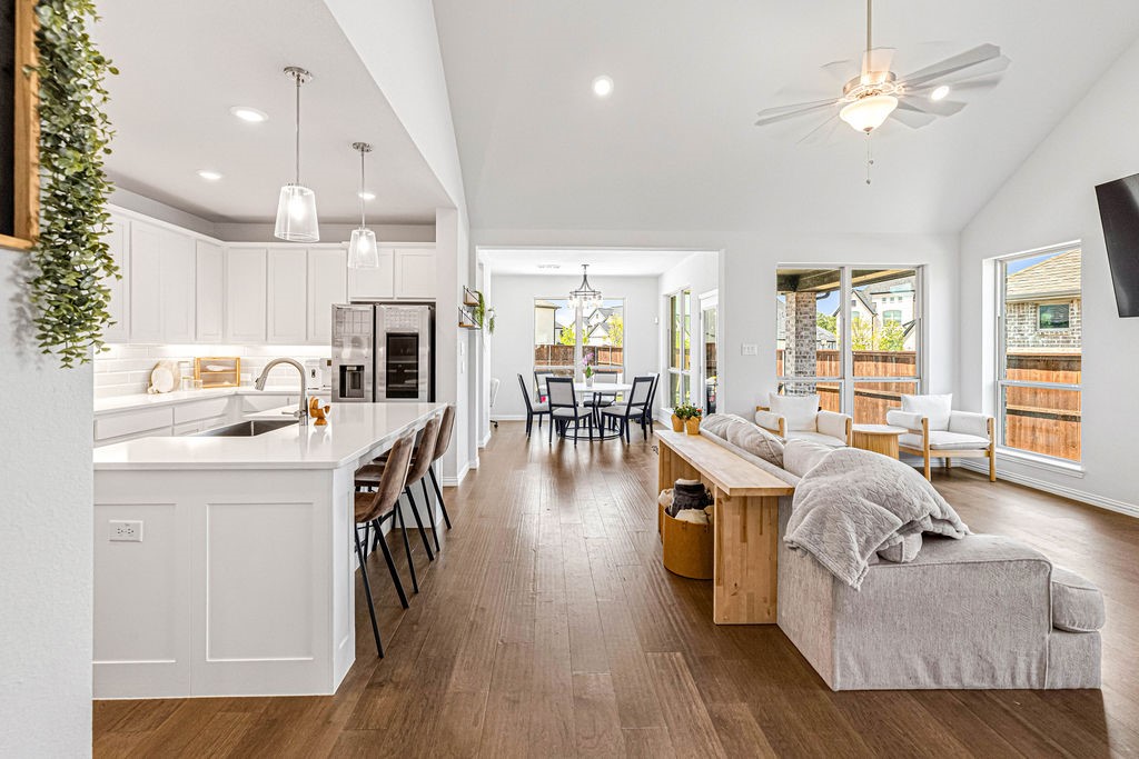 1009 Skyflower Lane