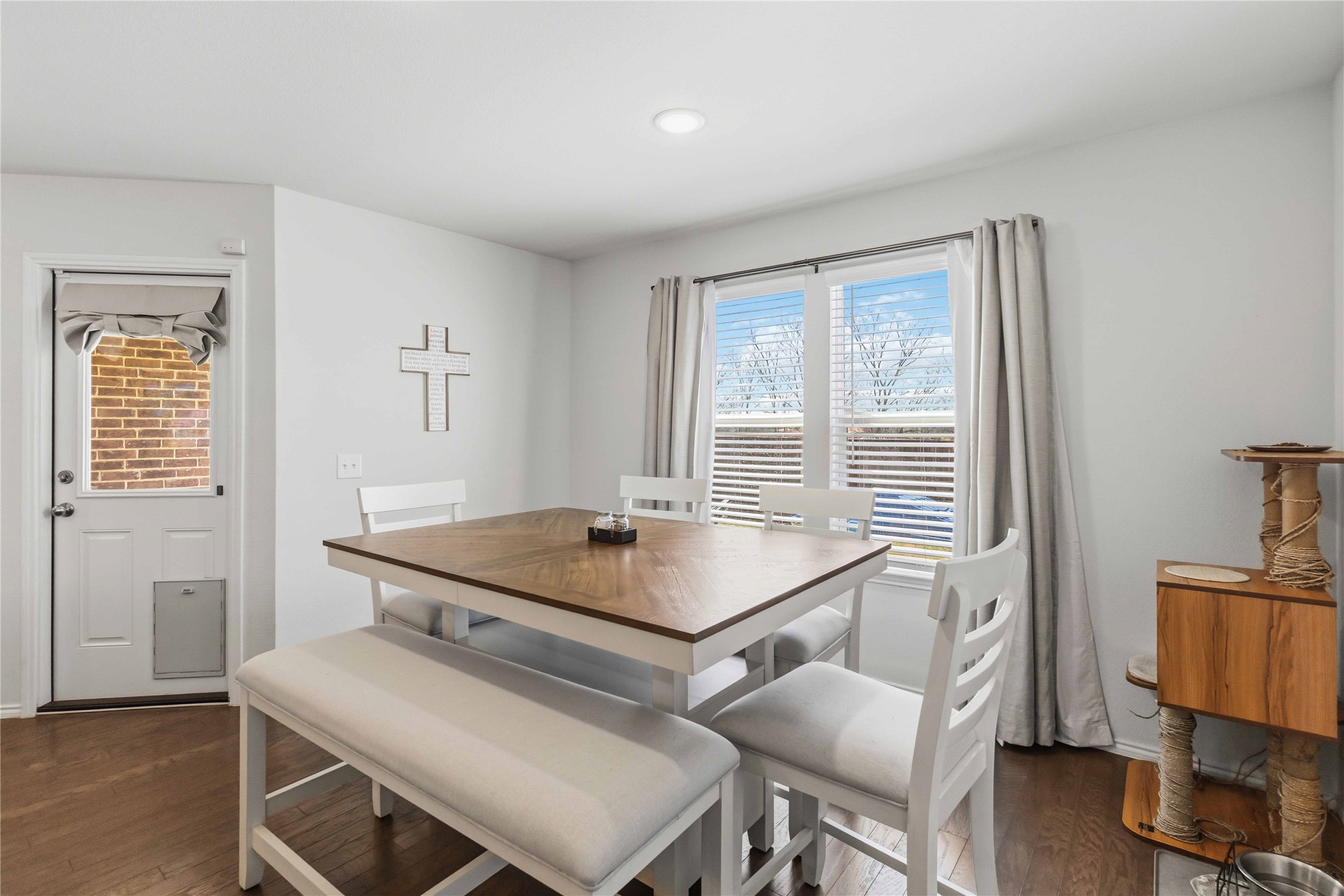 759 Brockwell Bend