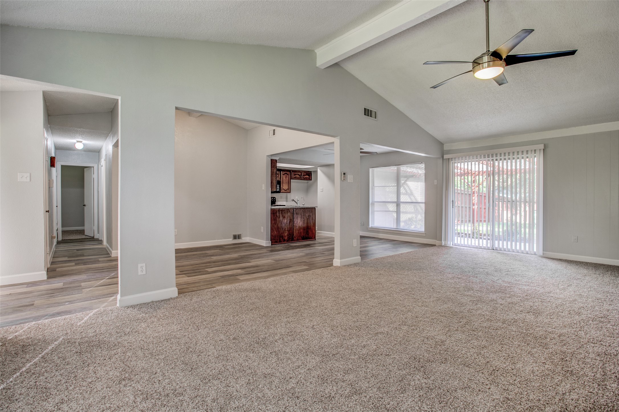 1013 Carriagehouse Lane