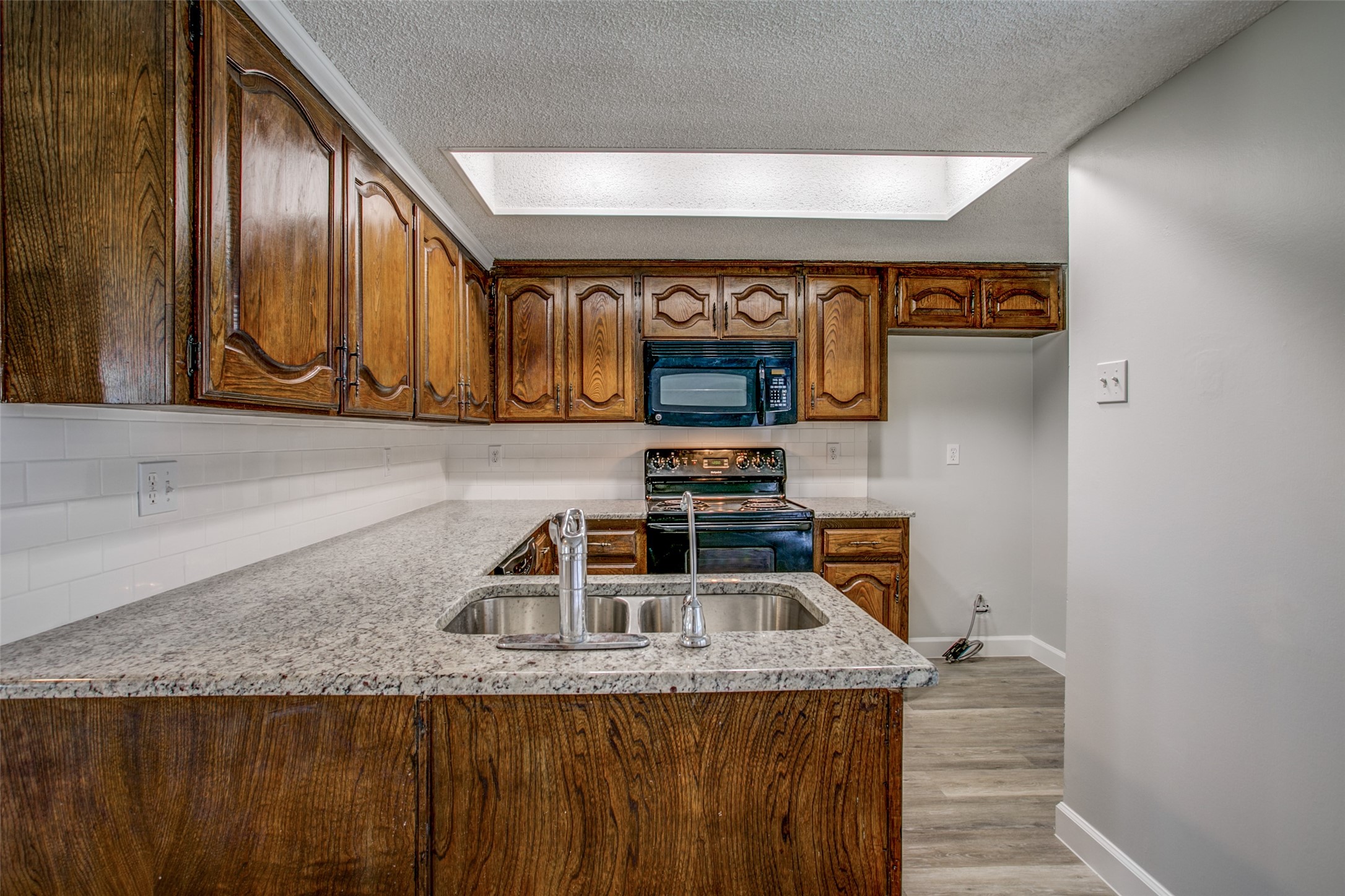 1013 Carriagehouse Lane