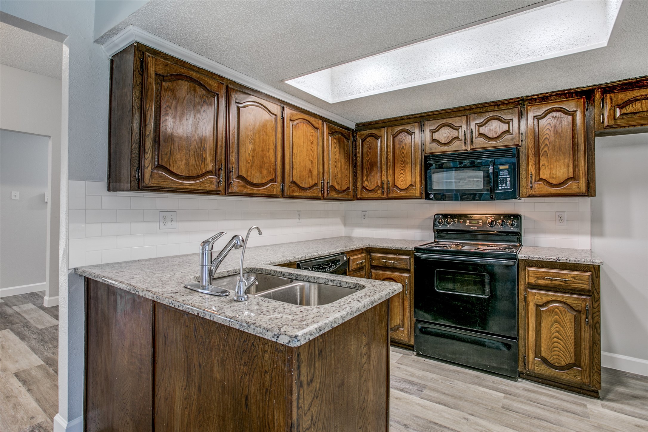 1013 Carriagehouse Lane