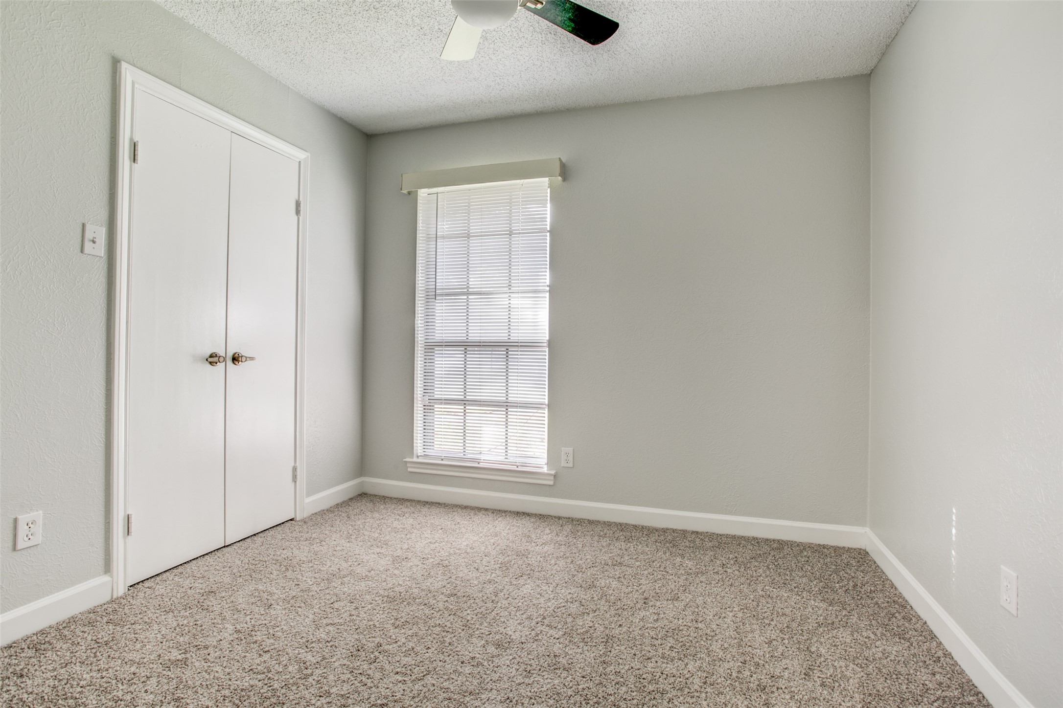 1013 Carriagehouse Lane