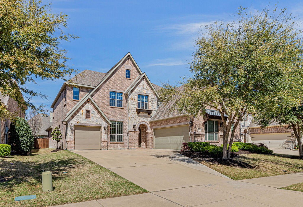 1405 Grassland Drive