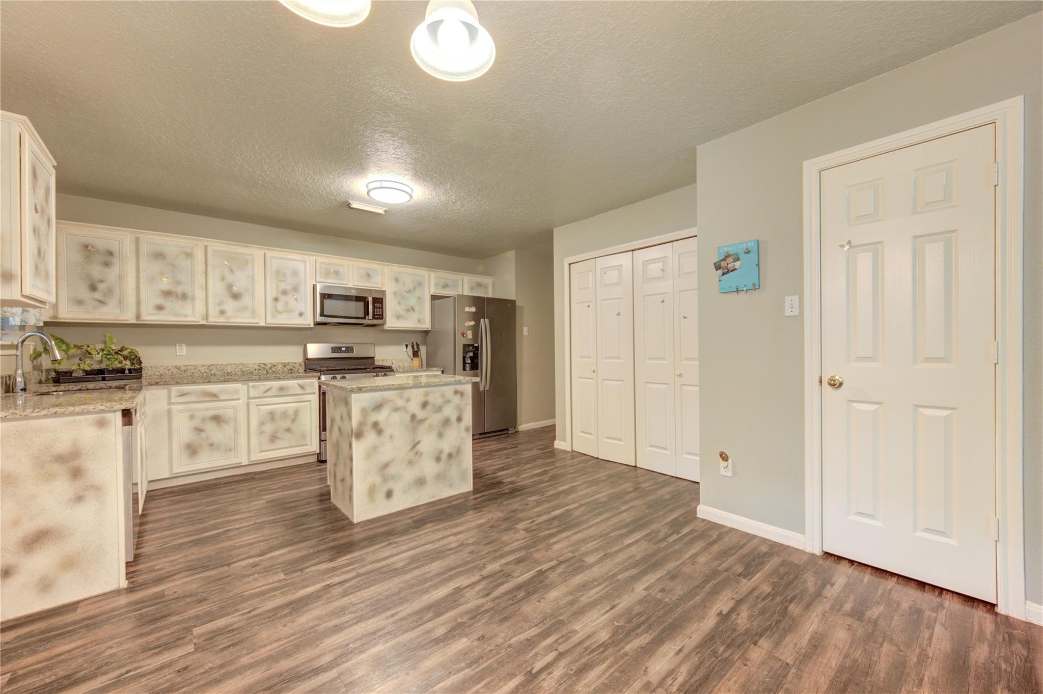 7302 Greenwood Point Drive