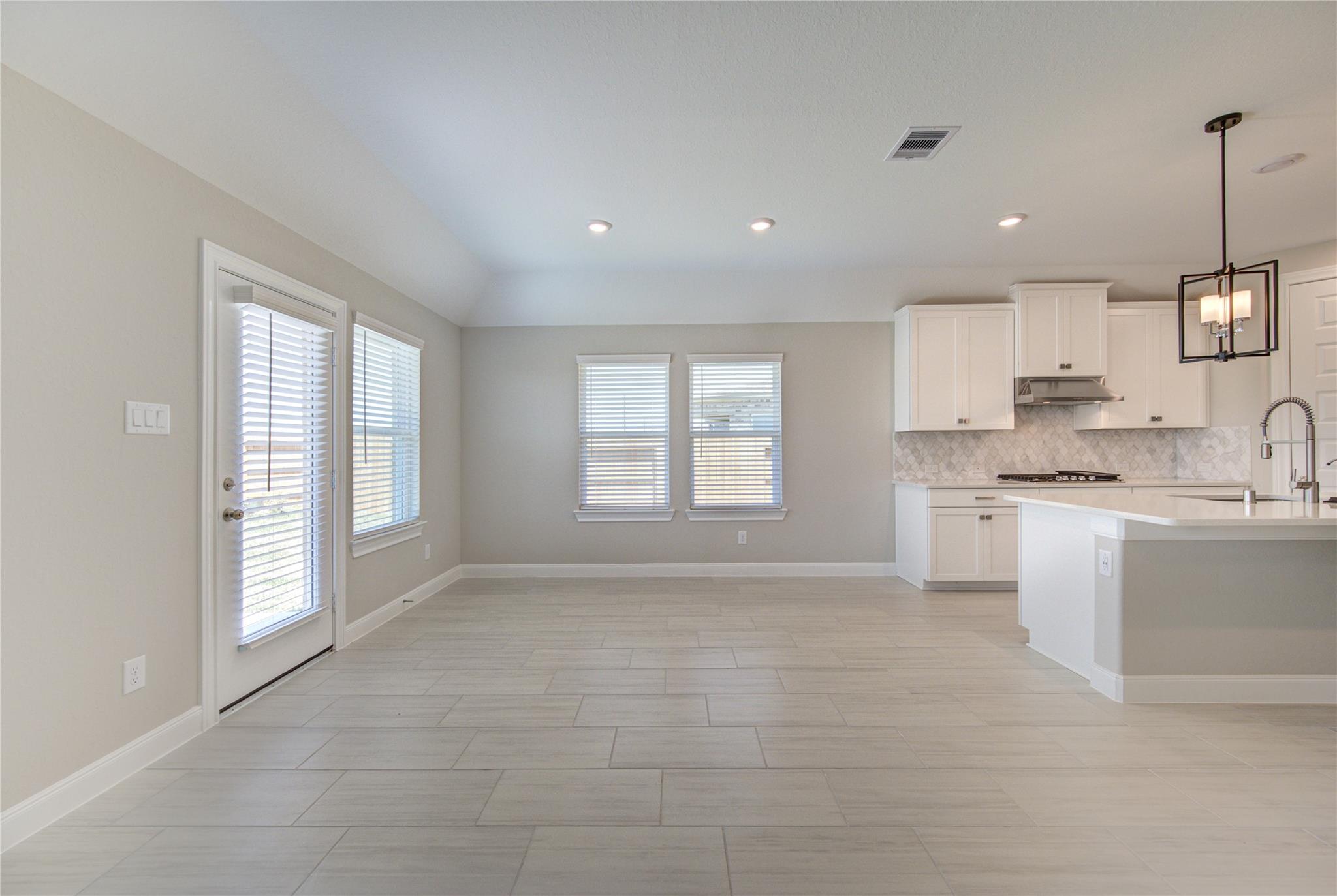 11123 Santiago River Lane