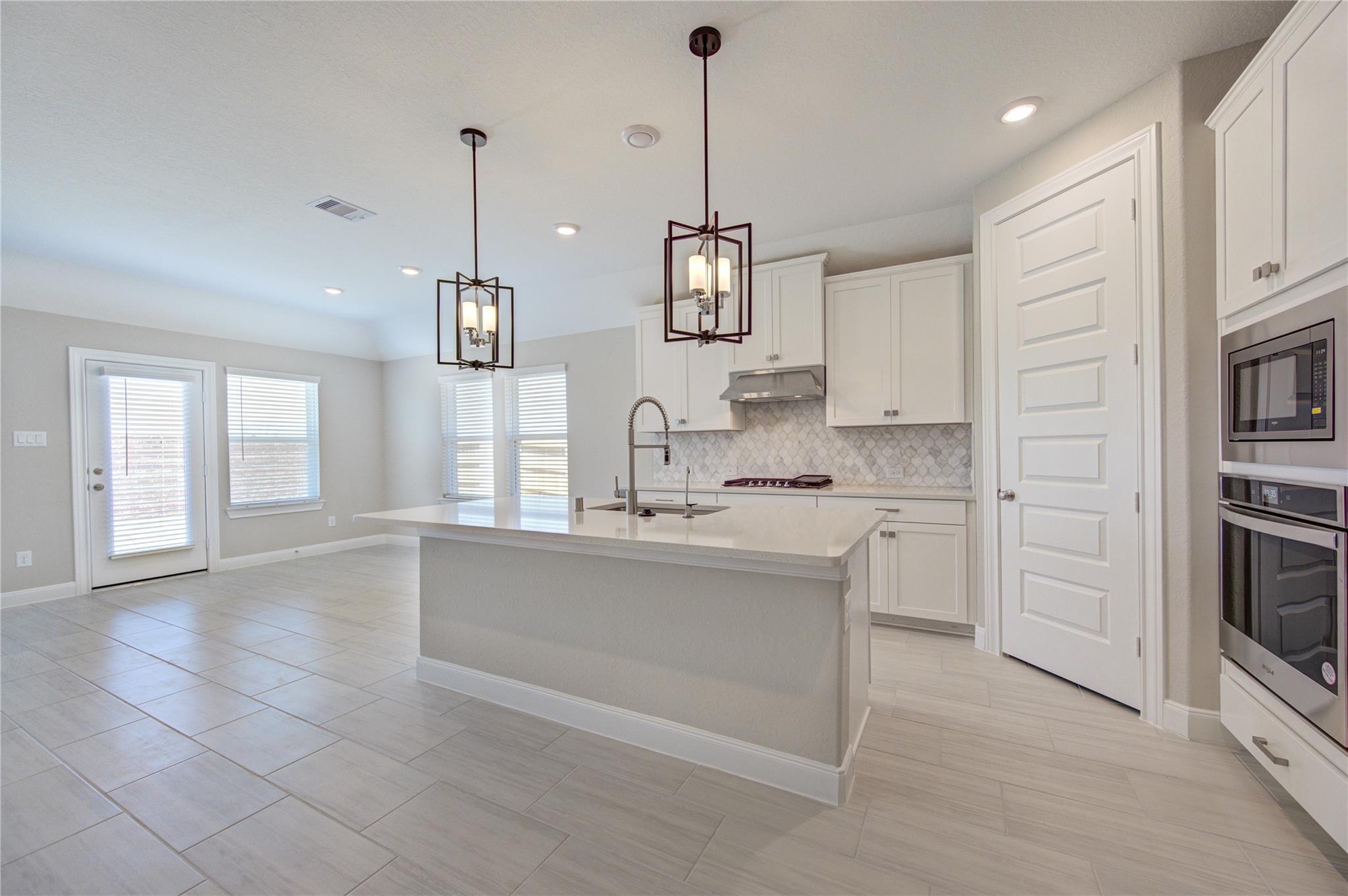 11123 Santiago River Lane