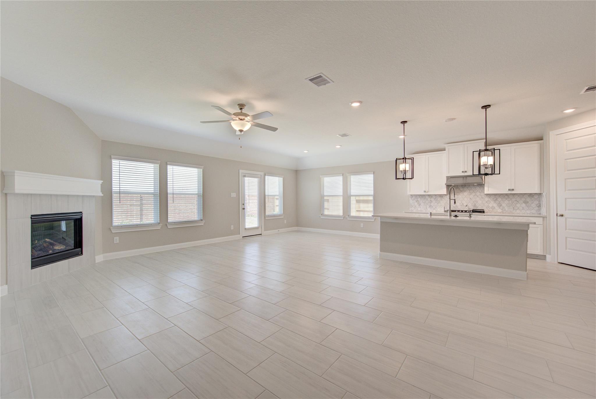 11123 Santiago River Lane