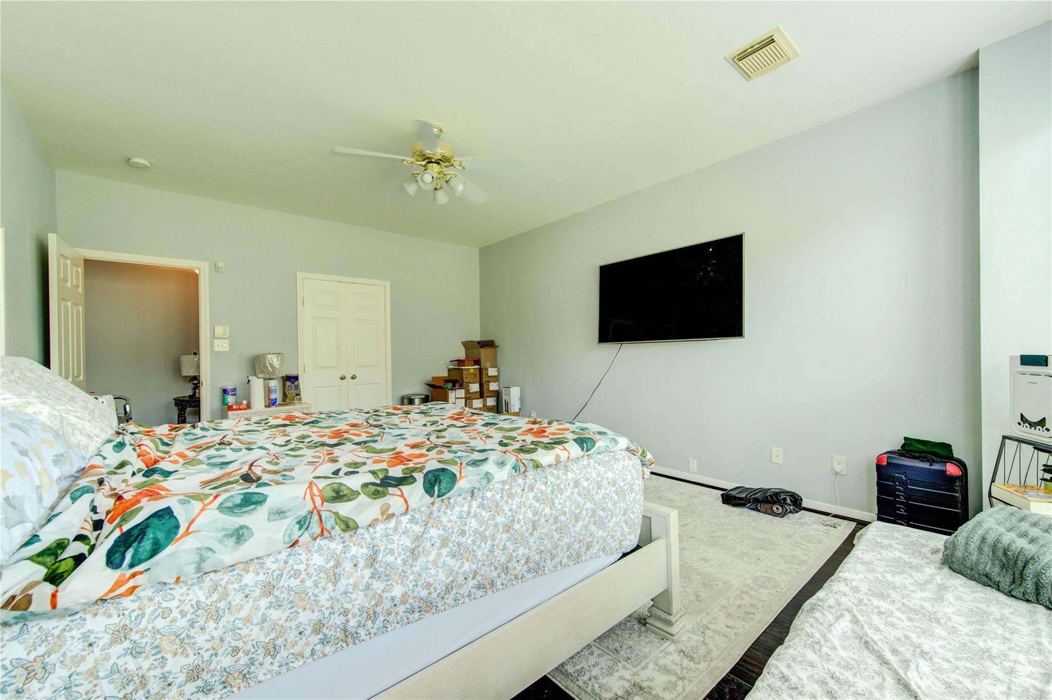 5911 Canyon Brook Court