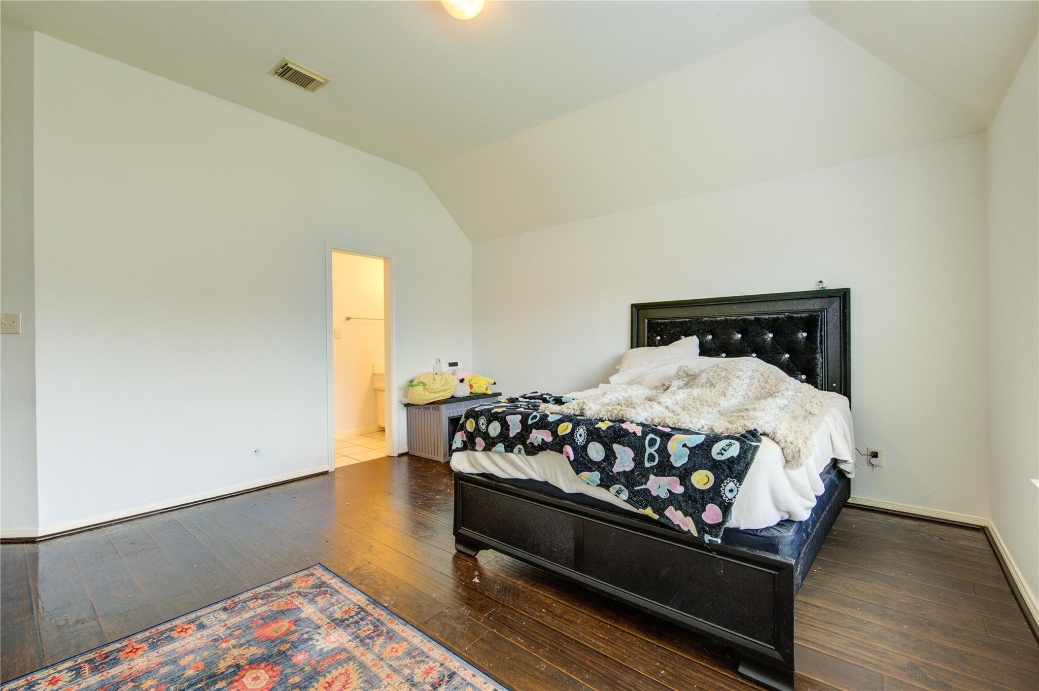 5911 Canyon Brook Court