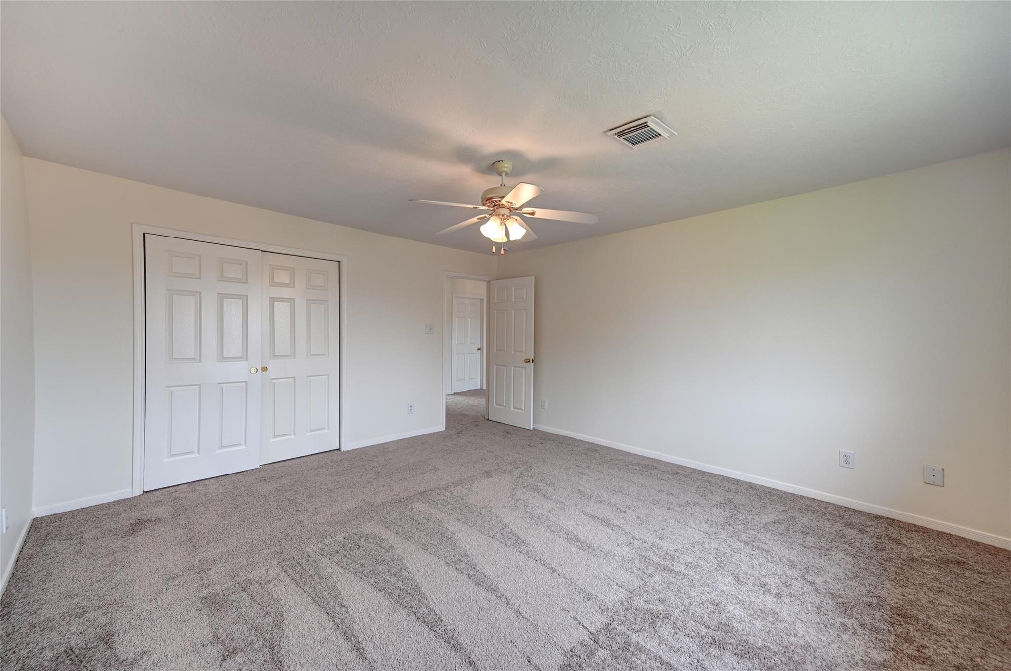 11906 Dinosaur Valley Drive