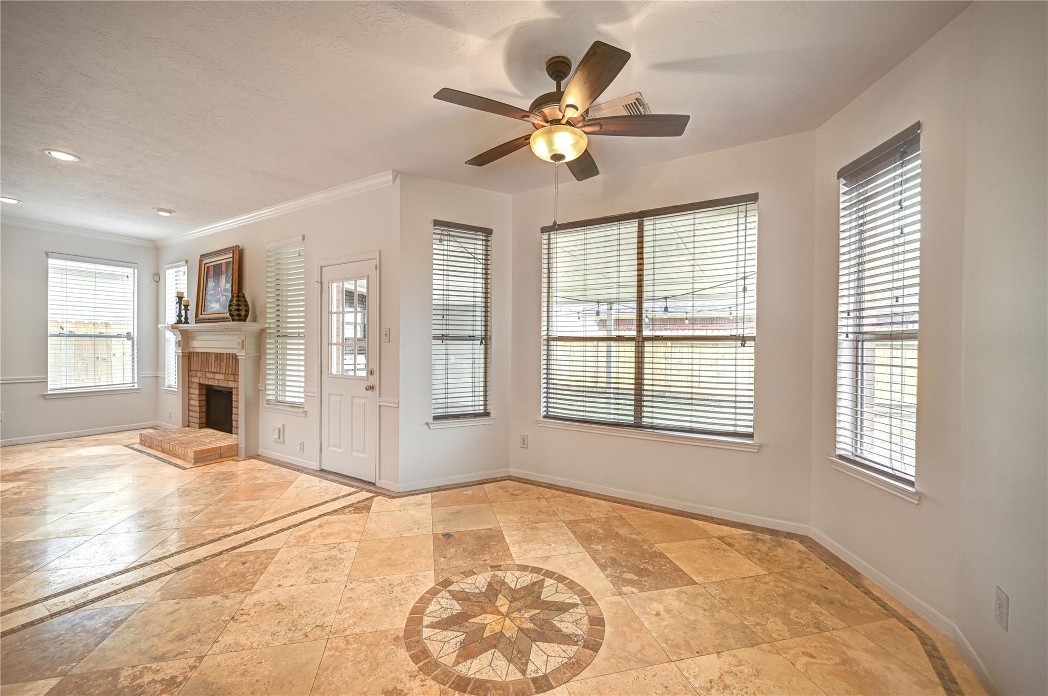 11906 Dinosaur Valley Drive