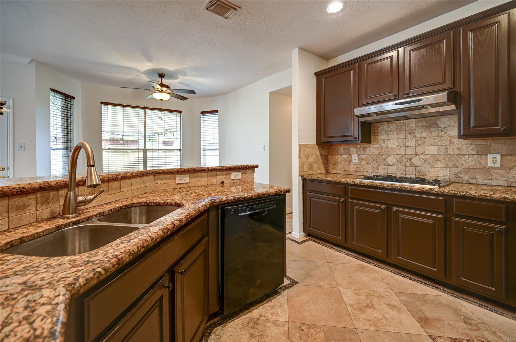 11906 Dinosaur Valley Drive