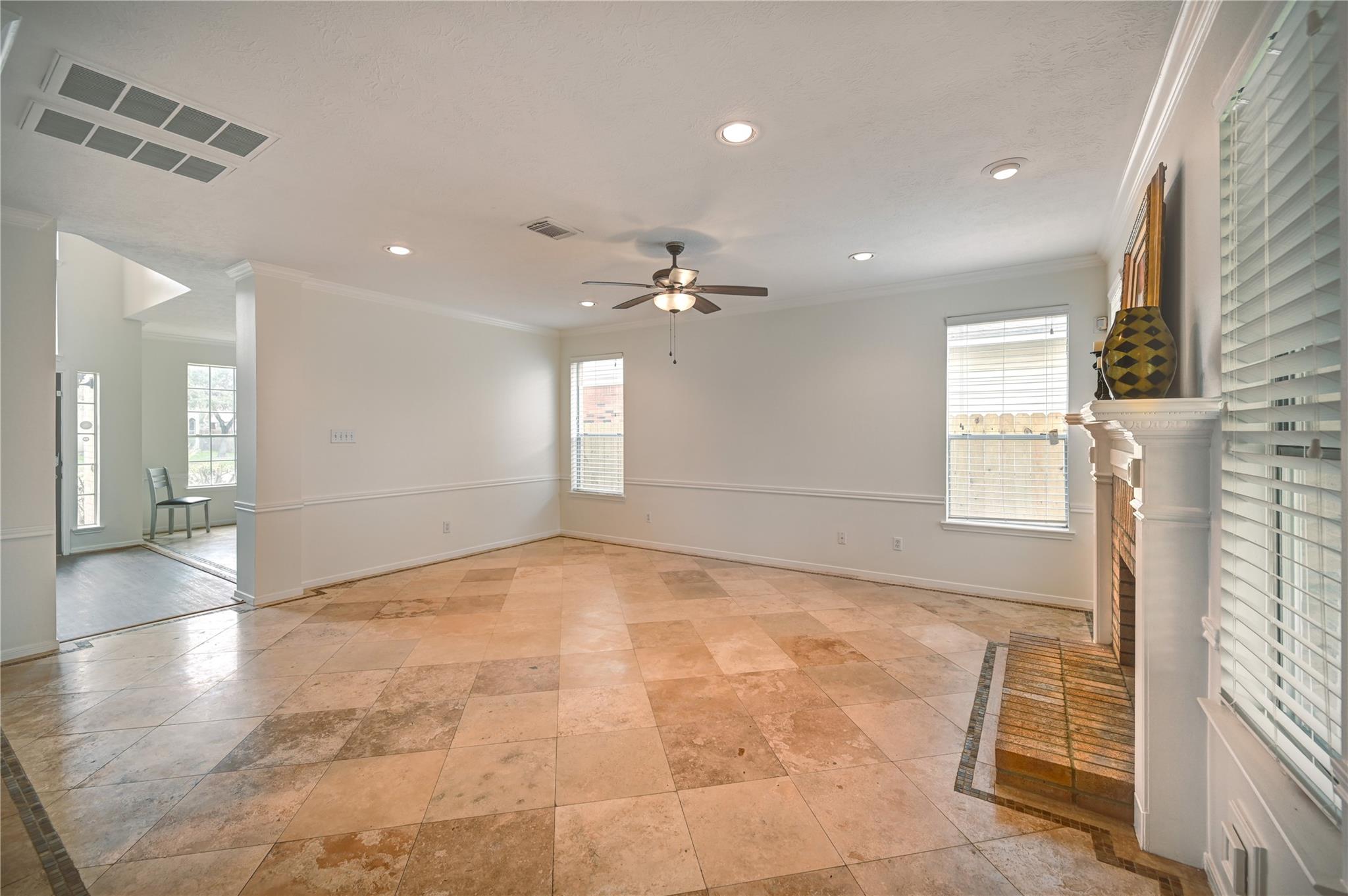11906 Dinosaur Valley Drive