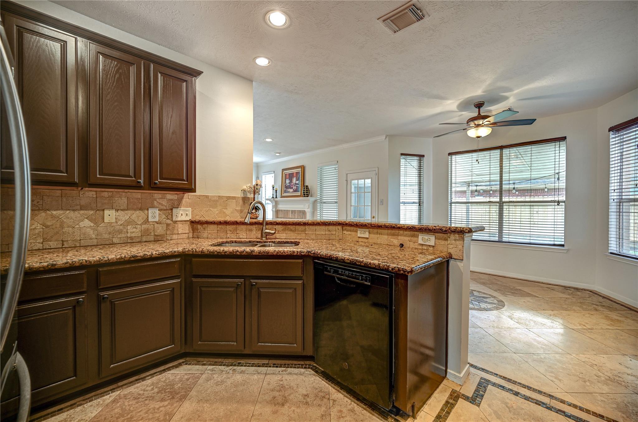 11906 Dinosaur Valley Drive