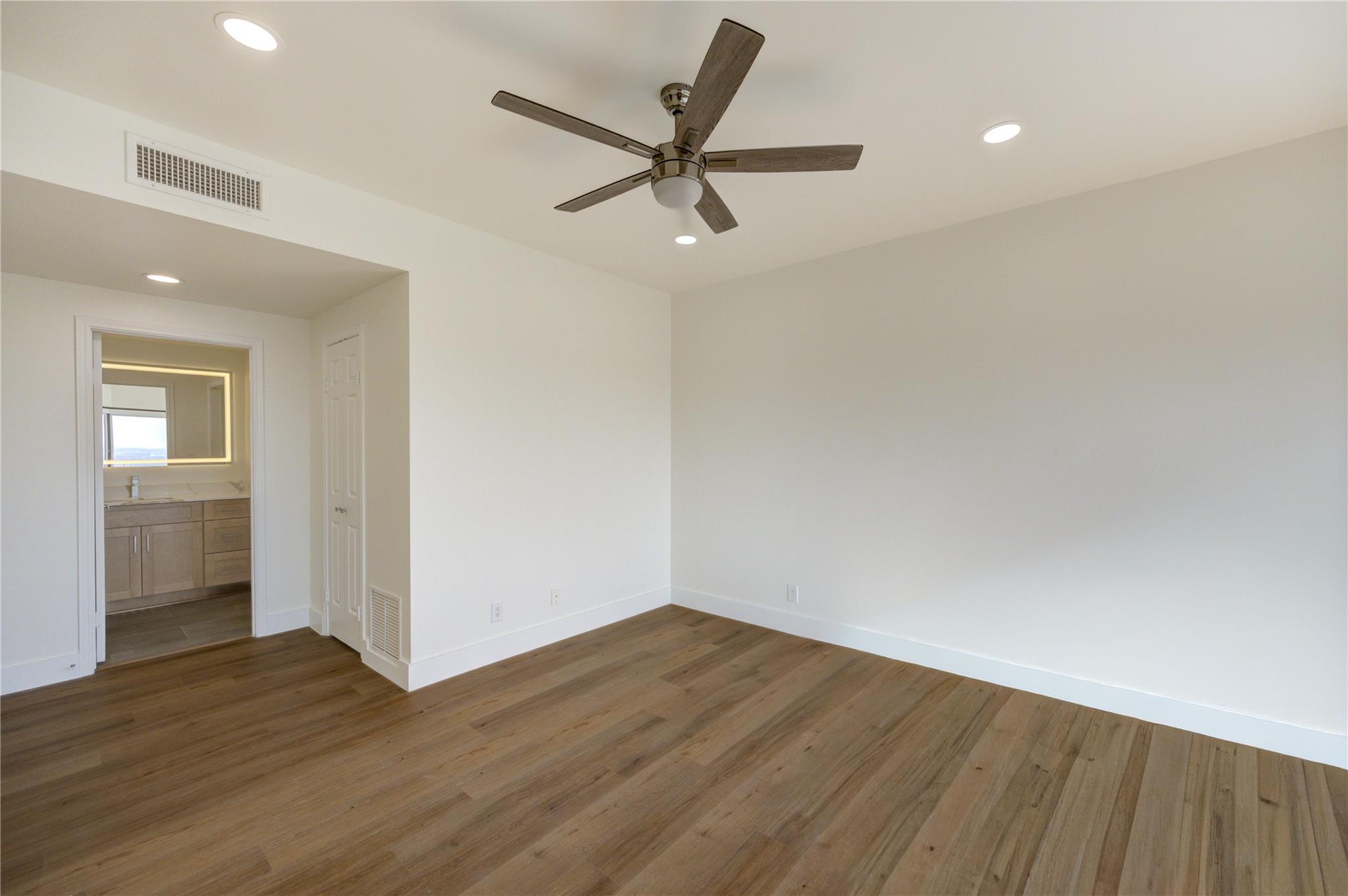 2001 Holcombe Boulevard # 2203