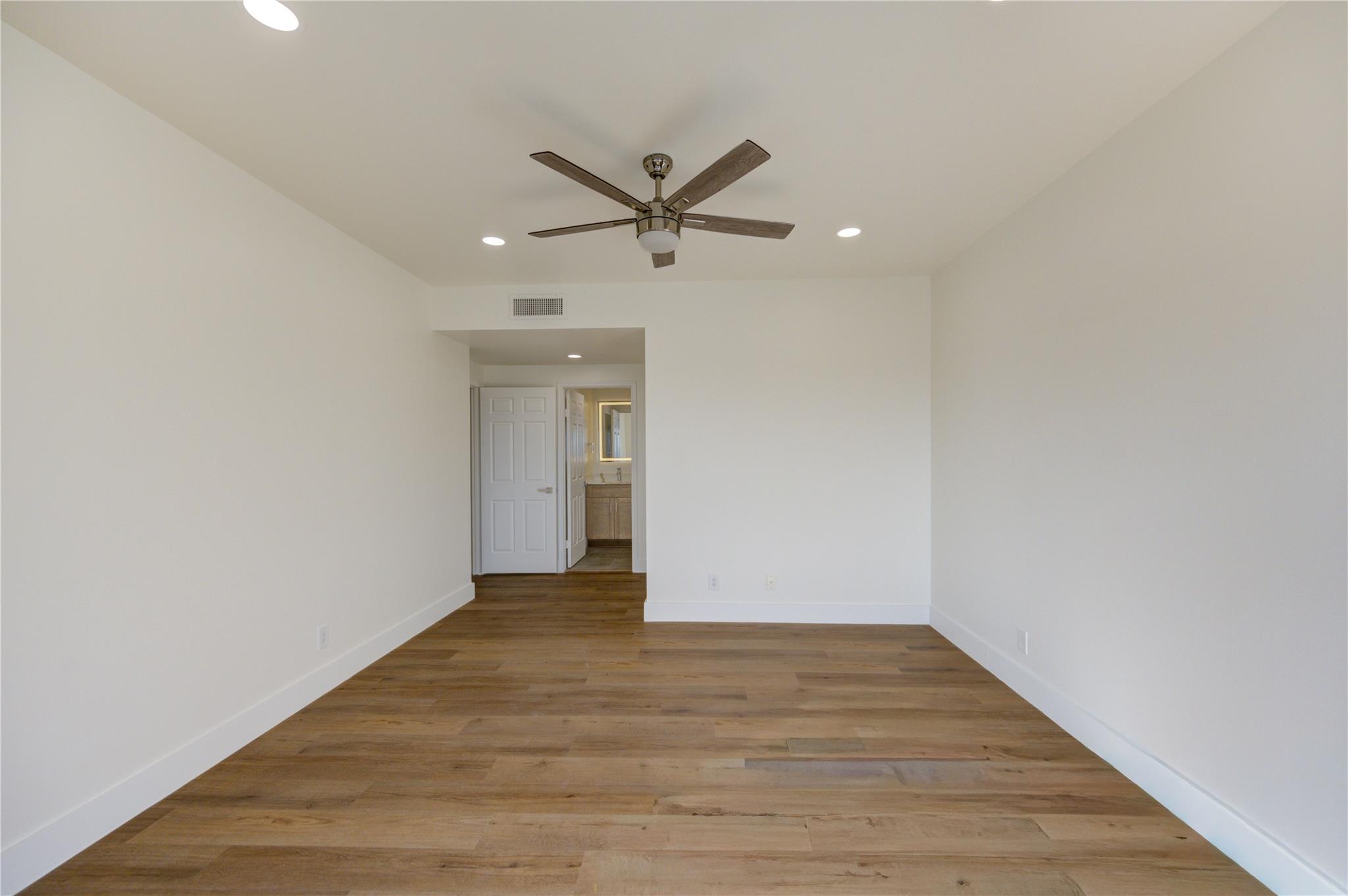 2001 Holcombe Boulevard # 2203