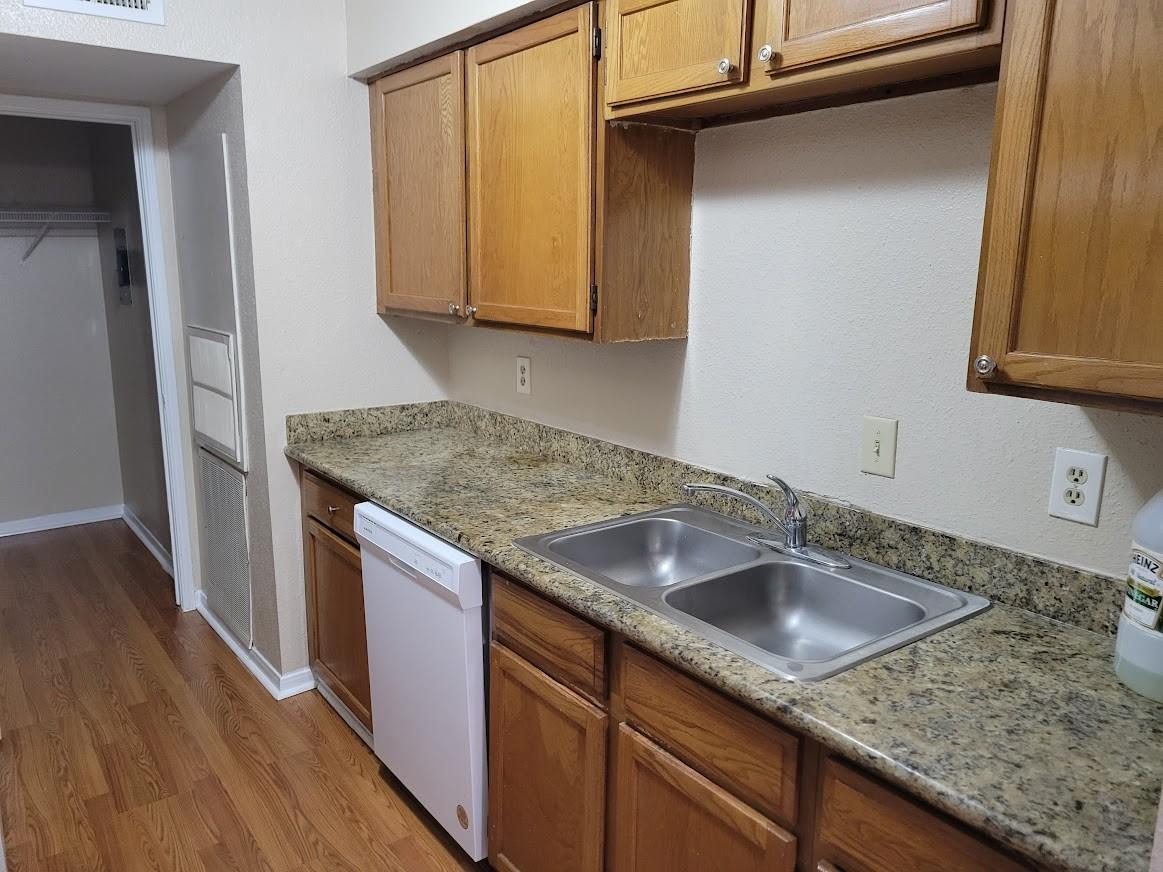 6606 De Moss Drive # 604