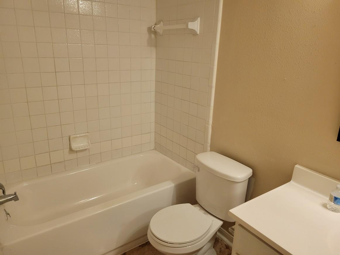 6606 De Moss Drive # 604