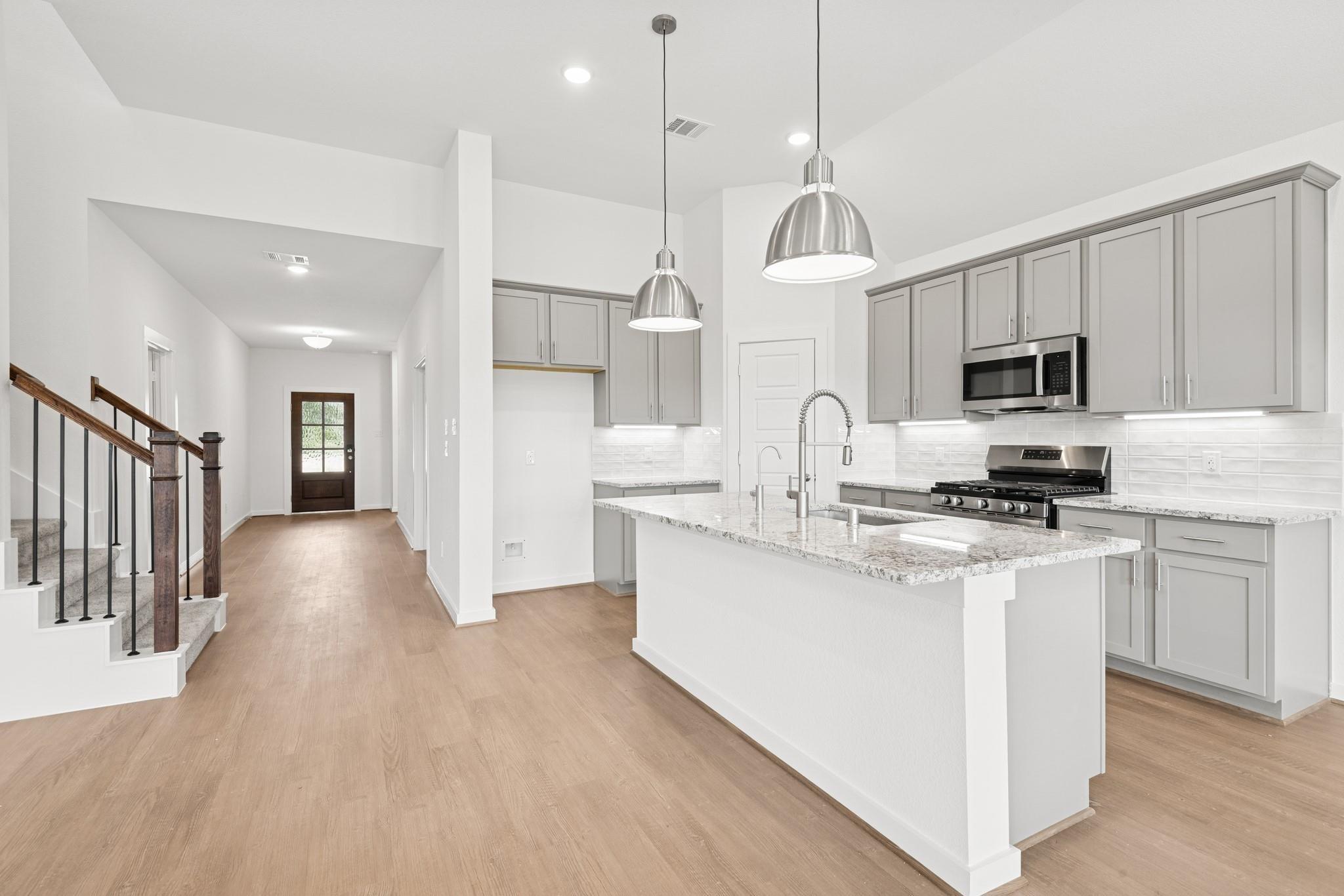 32215 Sunbeam Drive