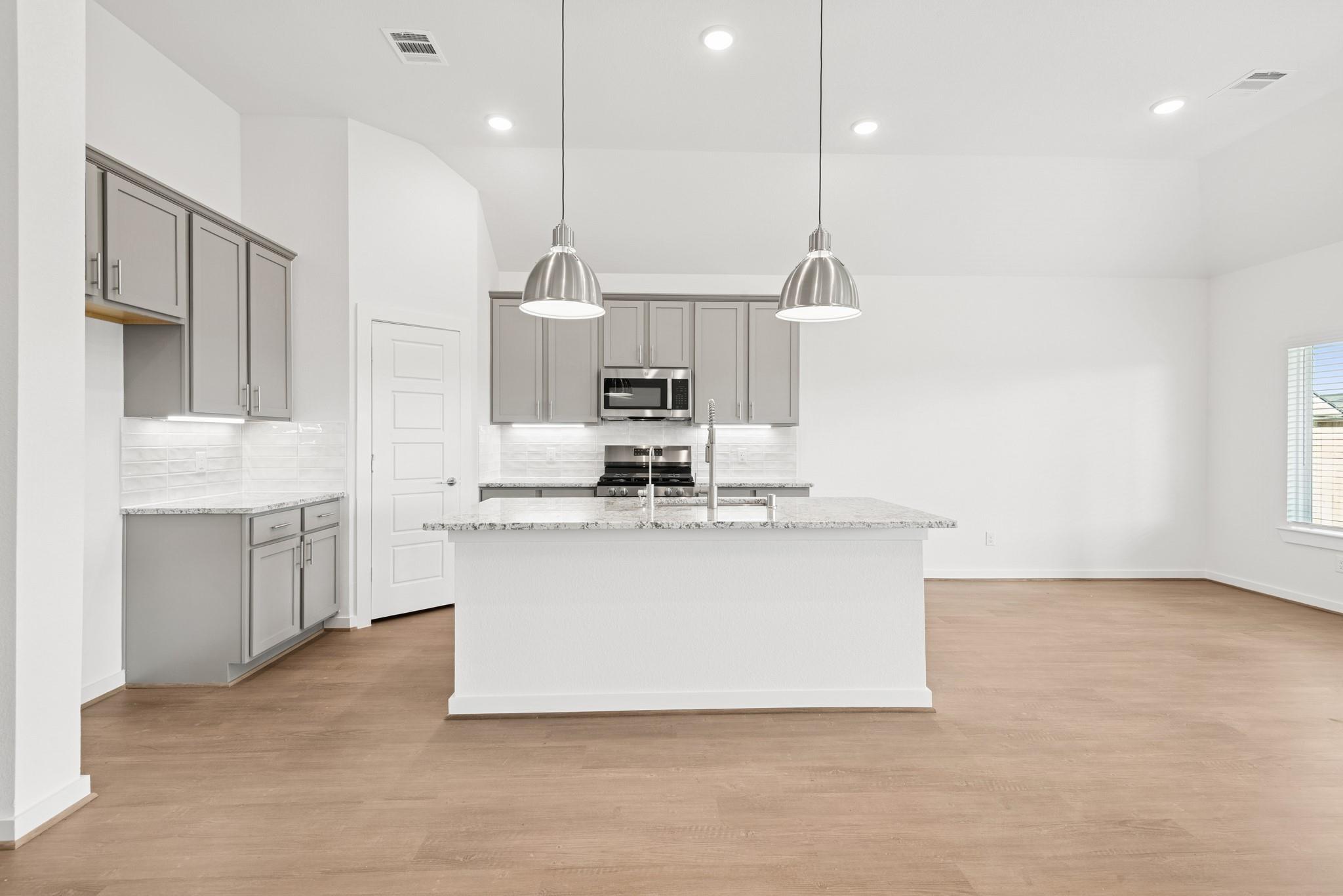 32215 Sunbeam Drive