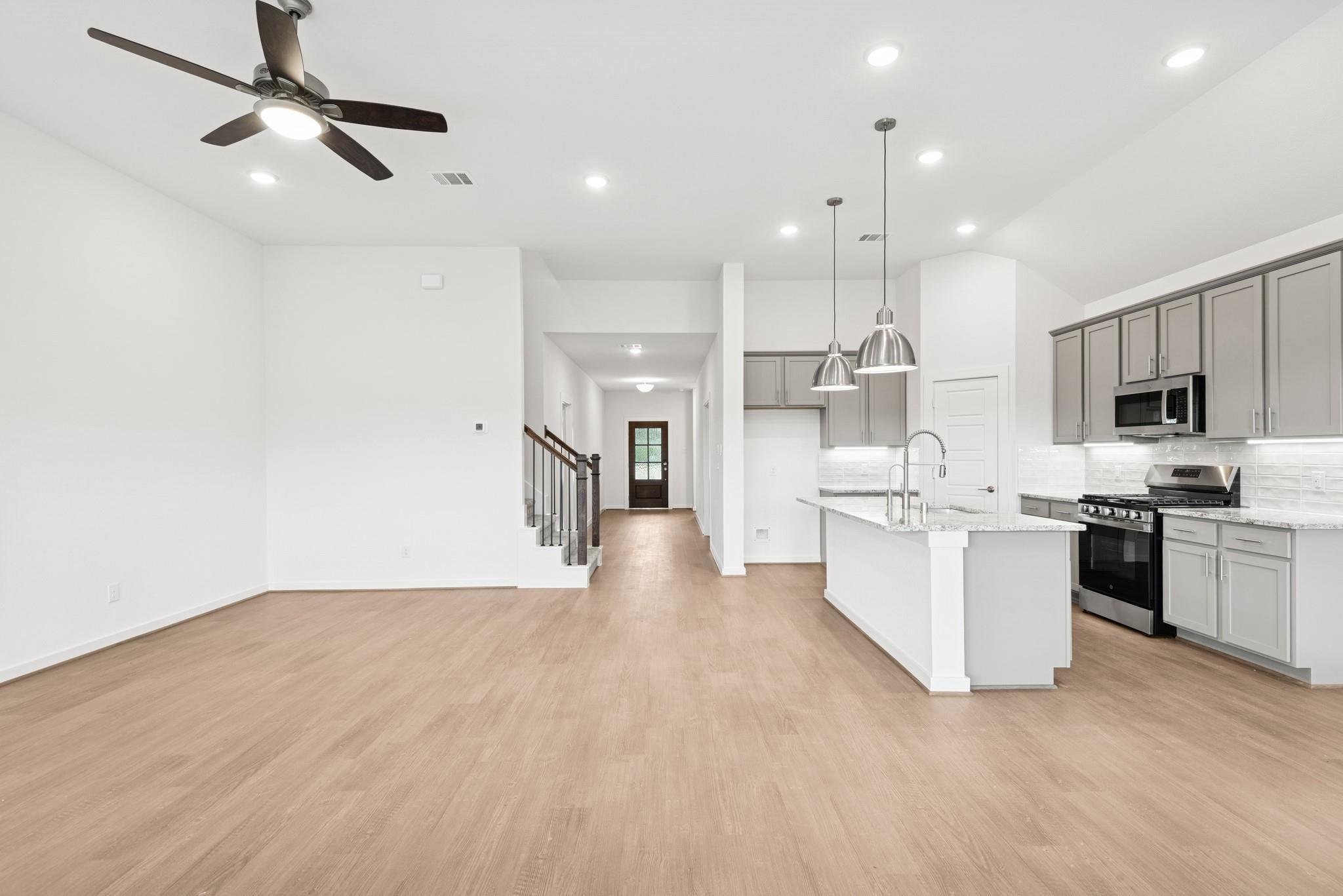 32215 Sunbeam Drive
