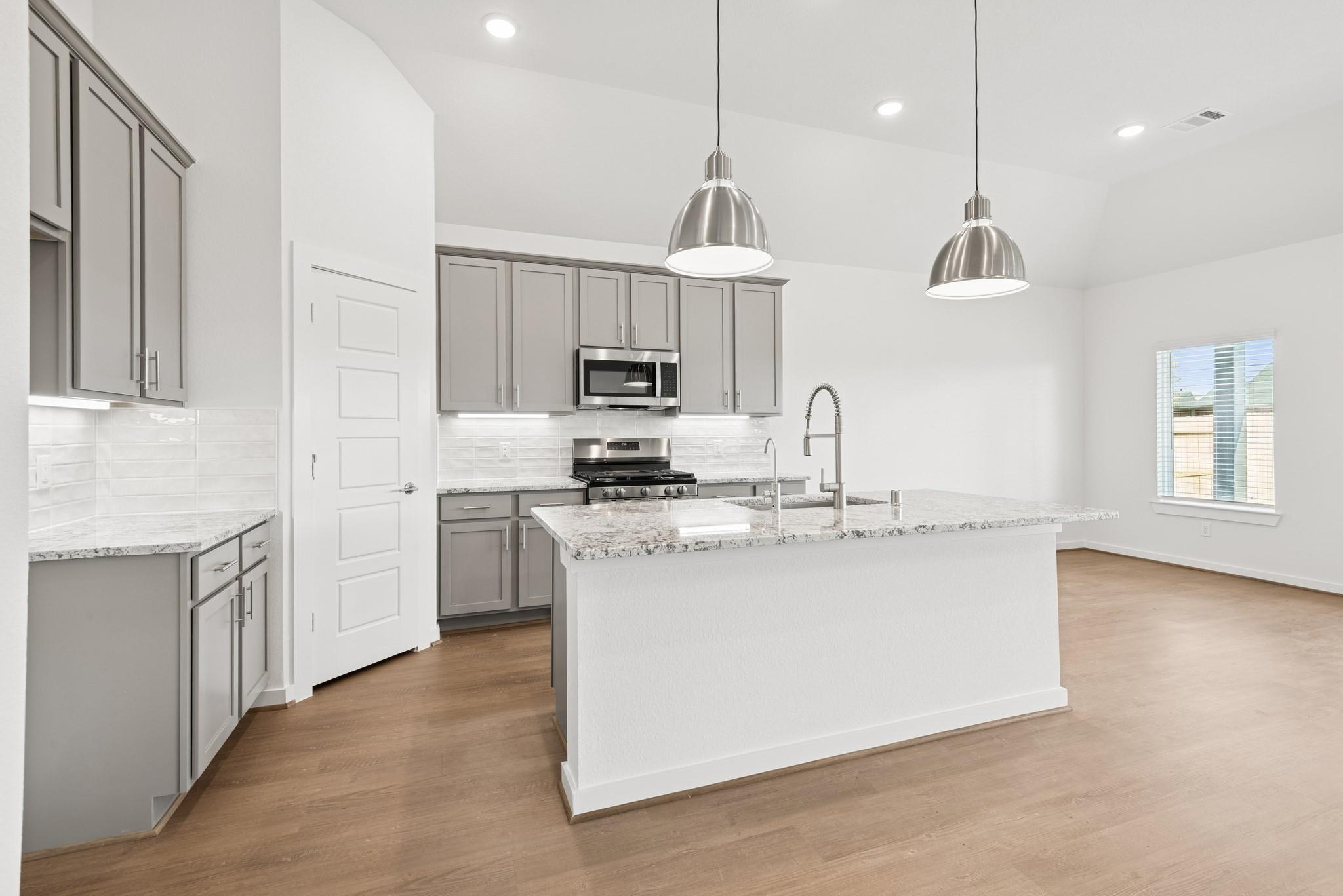 32215 Sunbeam Drive