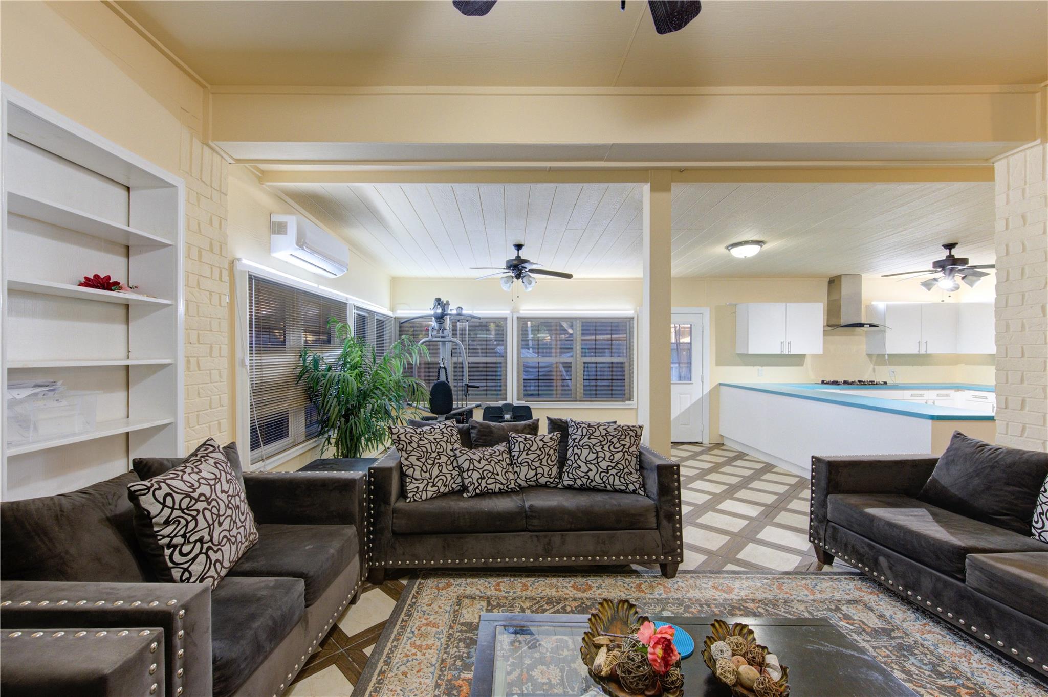 11227 Dunstan Hill Drive