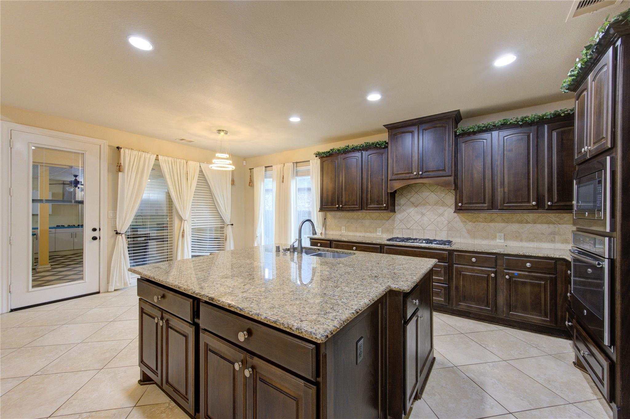 11227 Dunstan Hill Drive