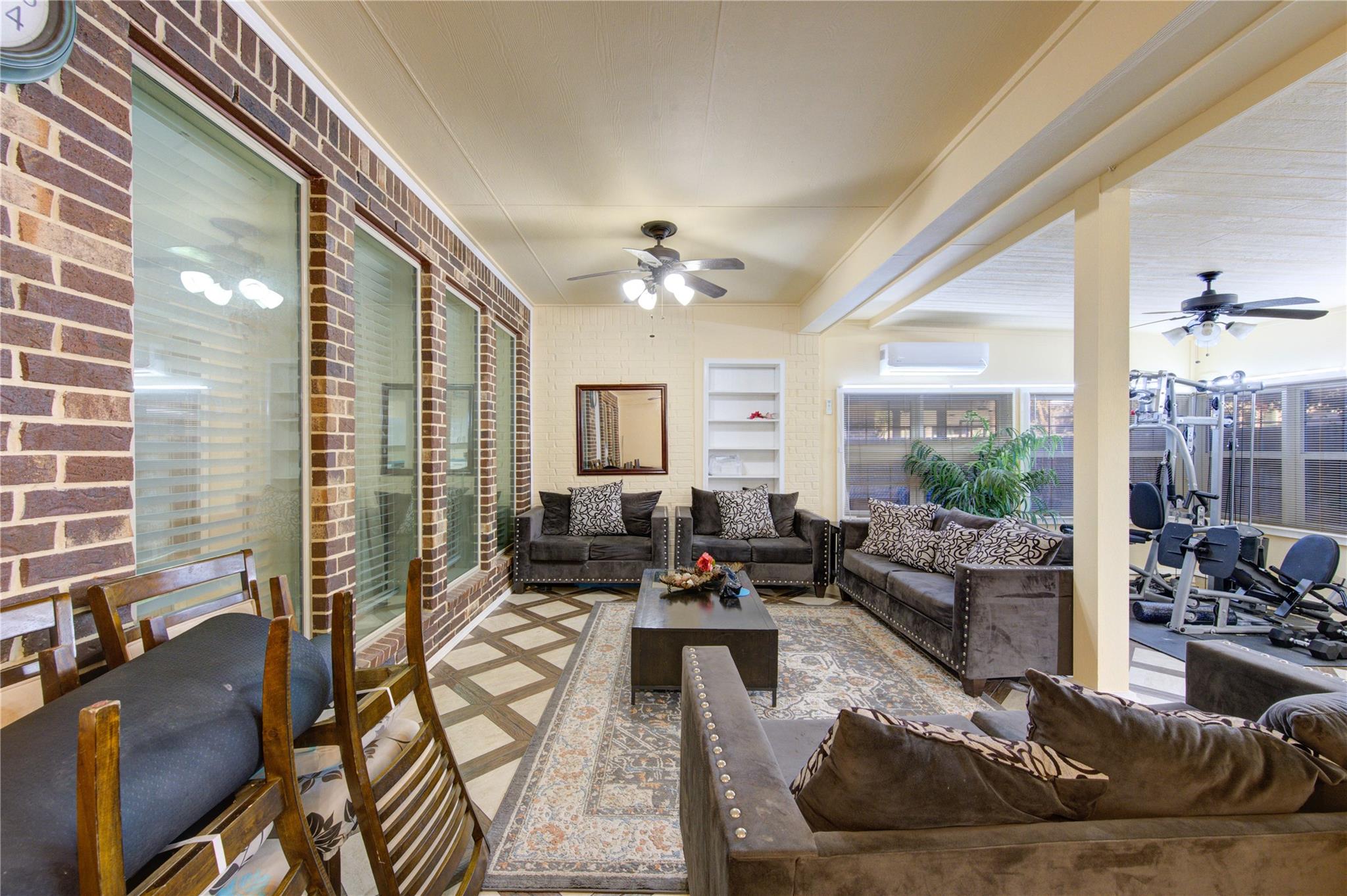 11227 Dunstan Hill Drive