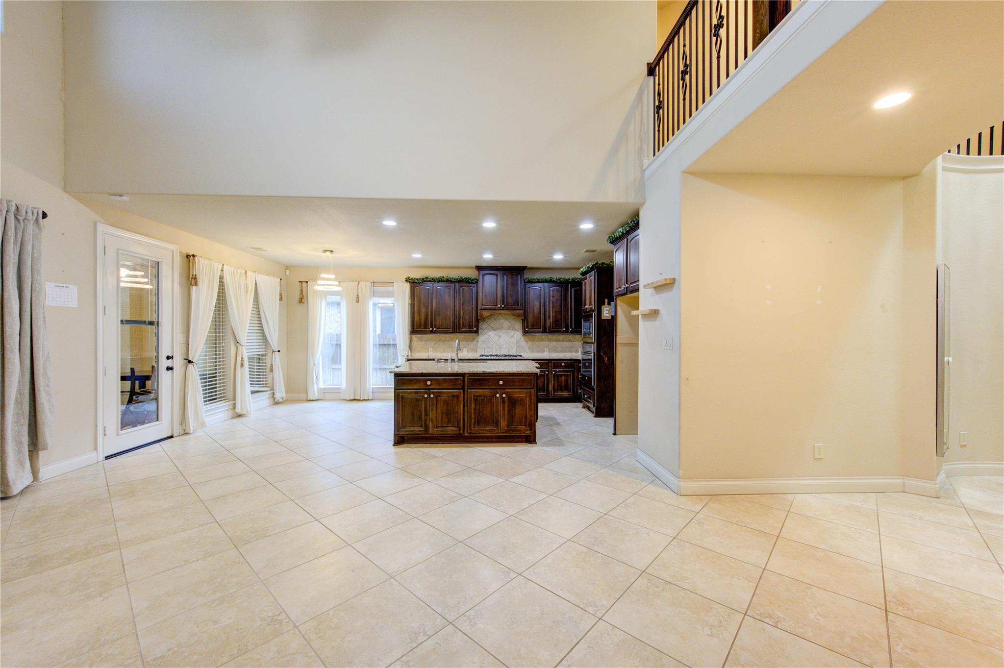 11227 Dunstan Hill Drive