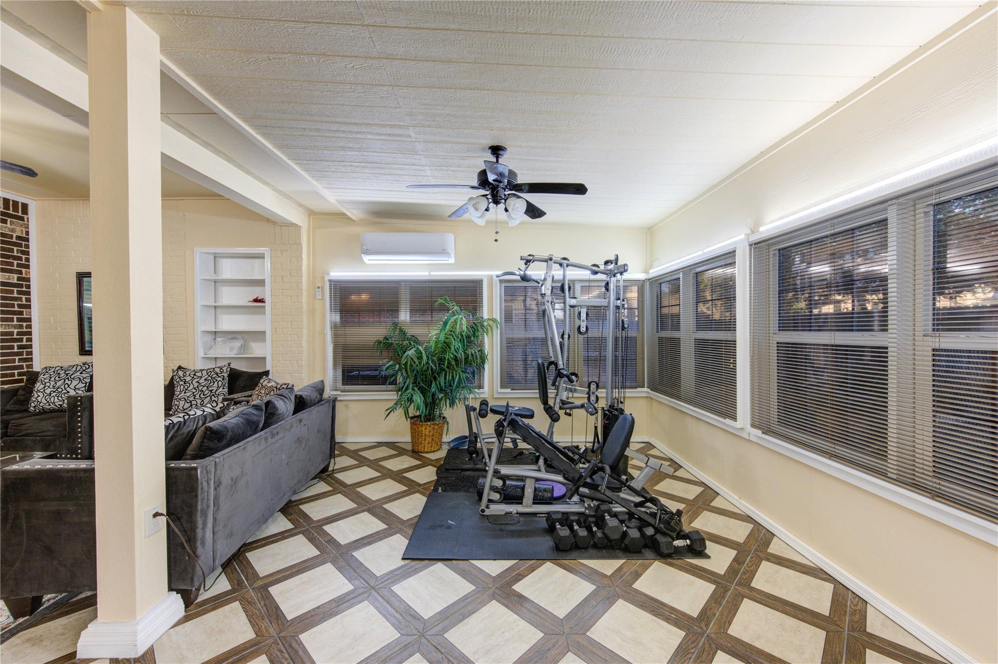 11227 Dunstan Hill Drive