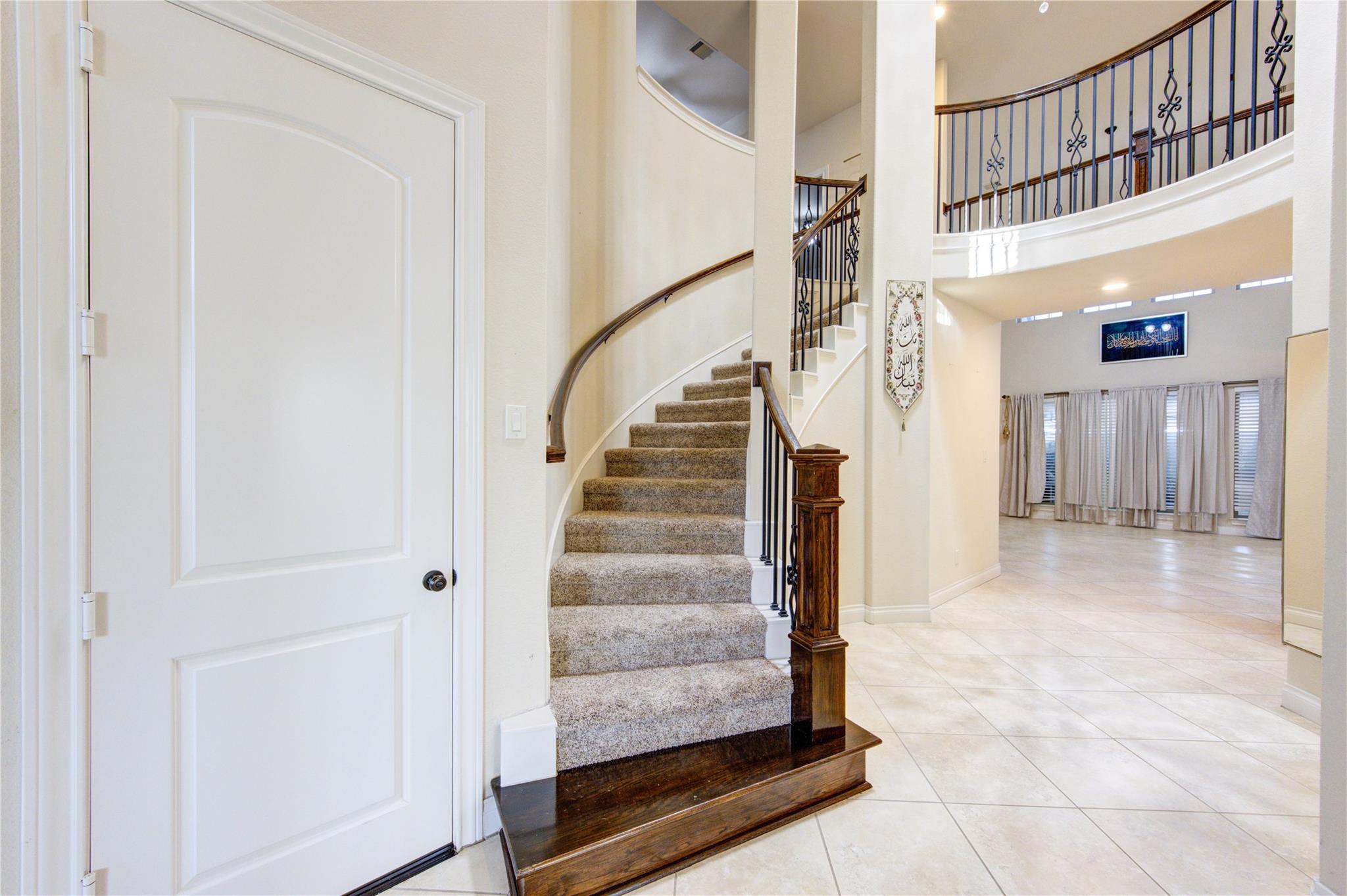 11227 Dunstan Hill Drive
