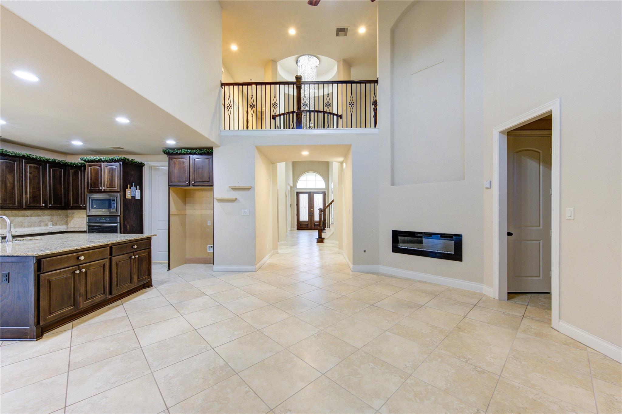 11227 Dunstan Hill Drive
