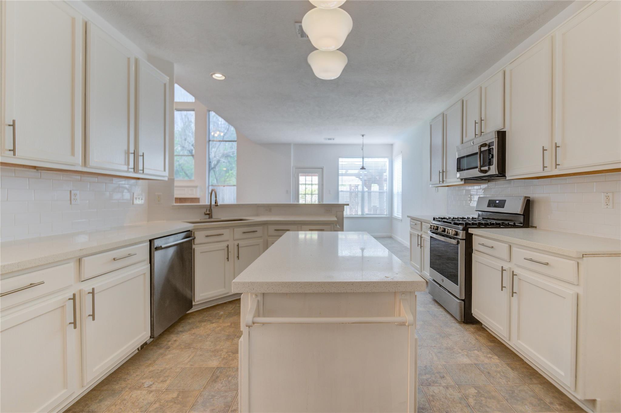 16464 Beewood Glen Drive