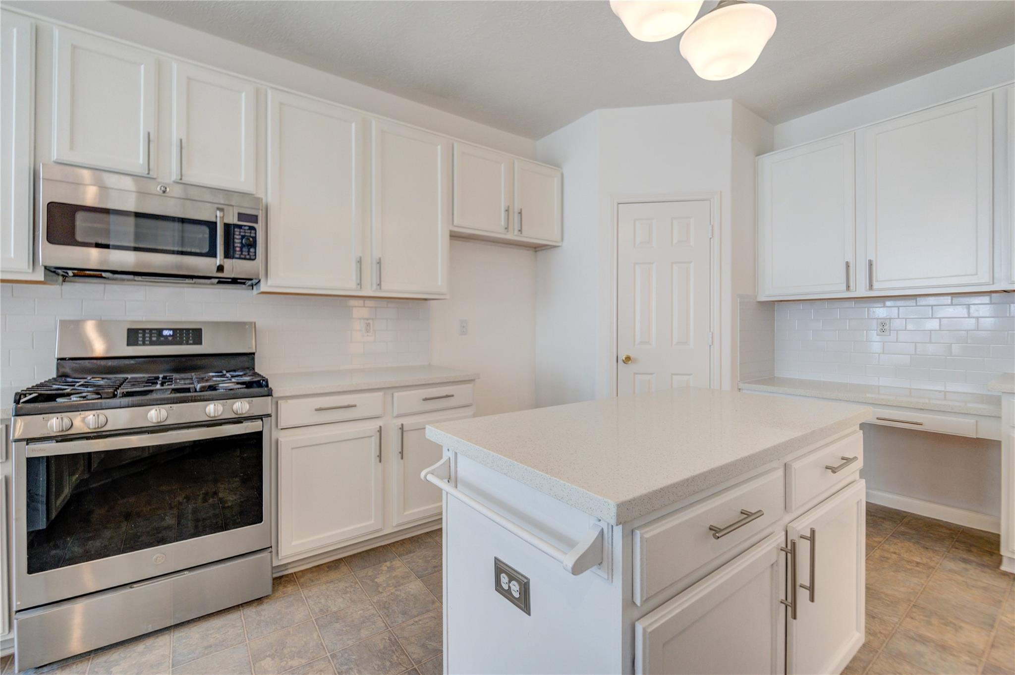 16464 Beewood Glen Drive
