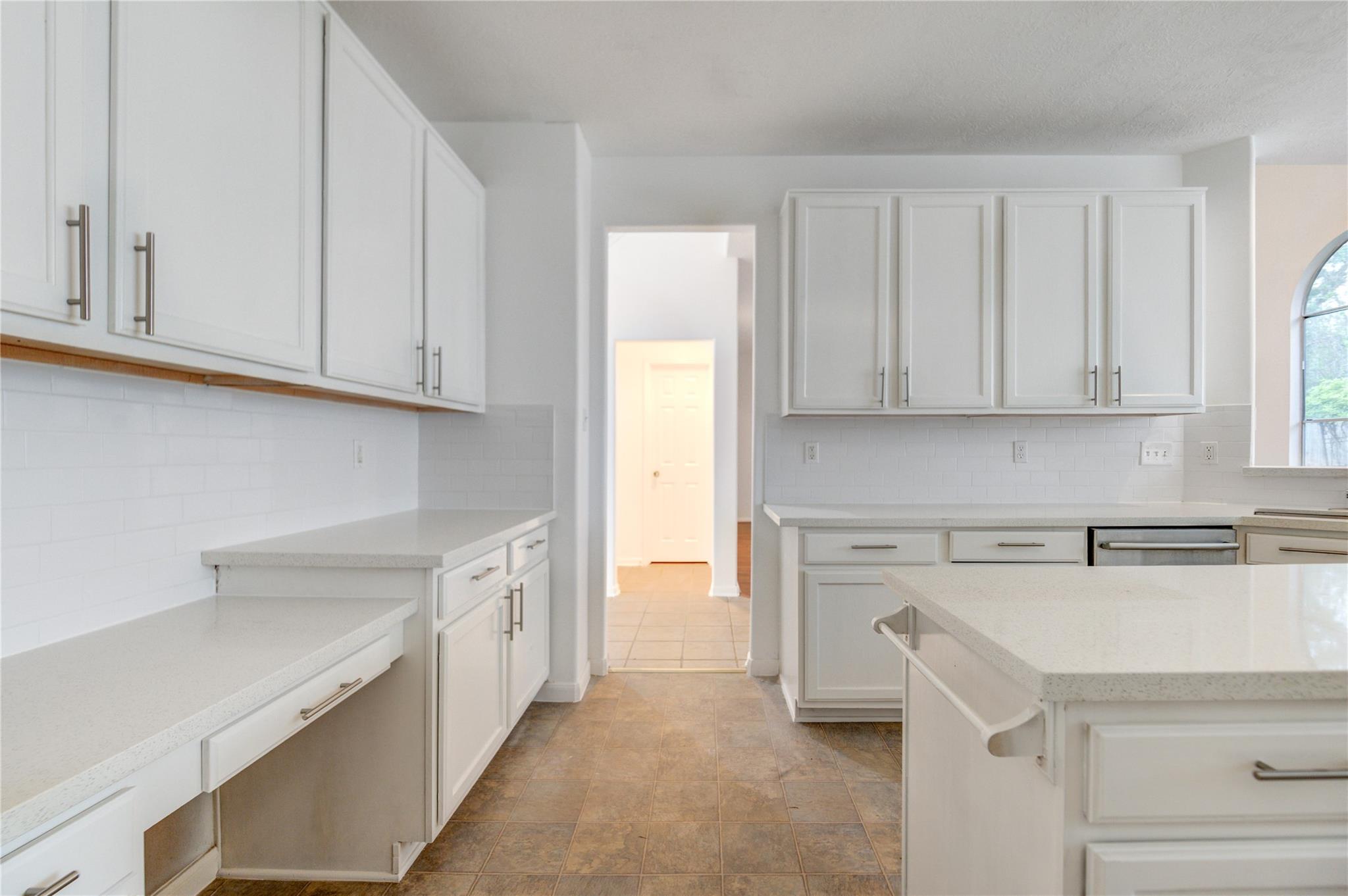 16464 Beewood Glen Drive