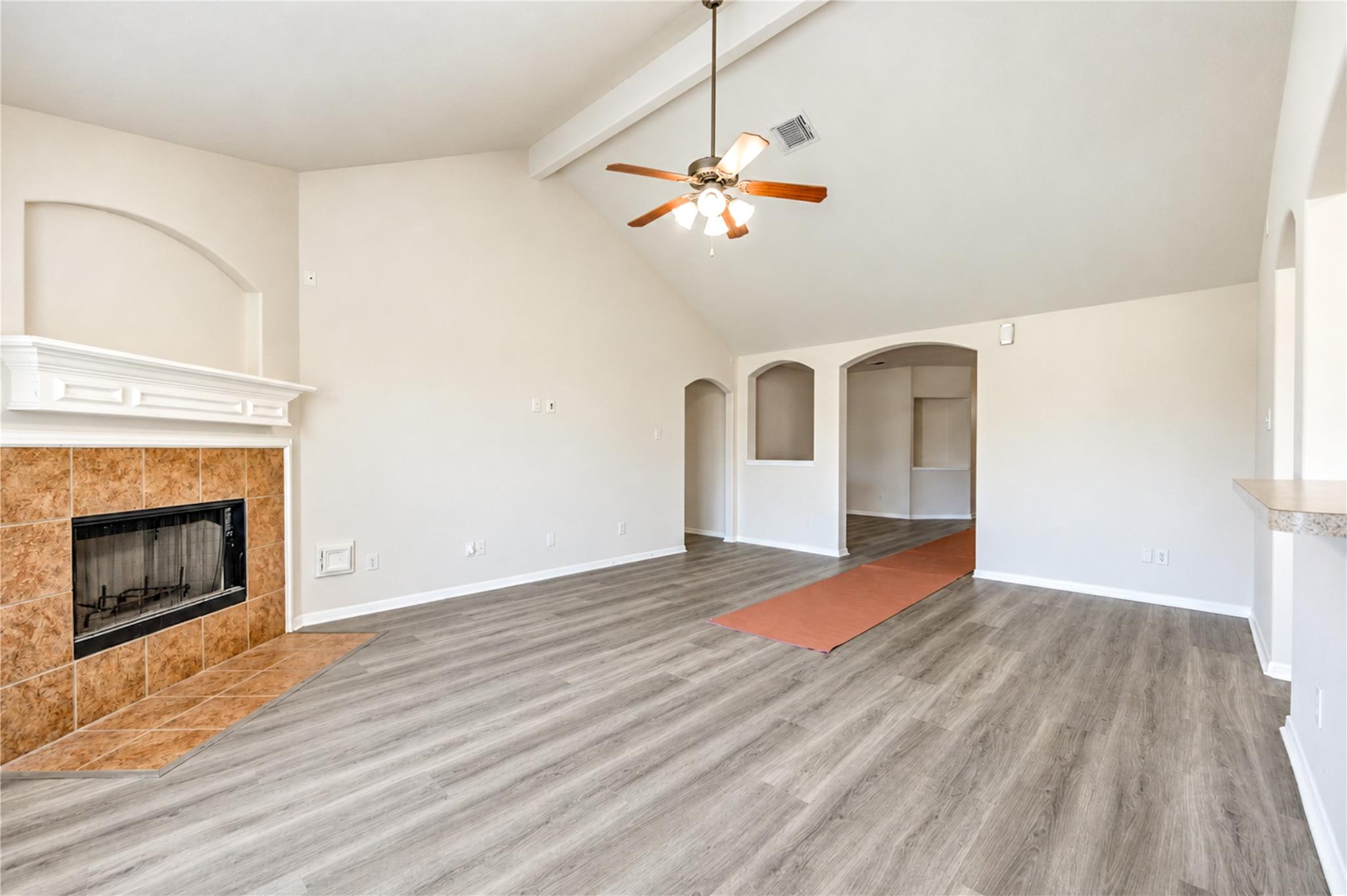 1526 Rogers Lake Lane