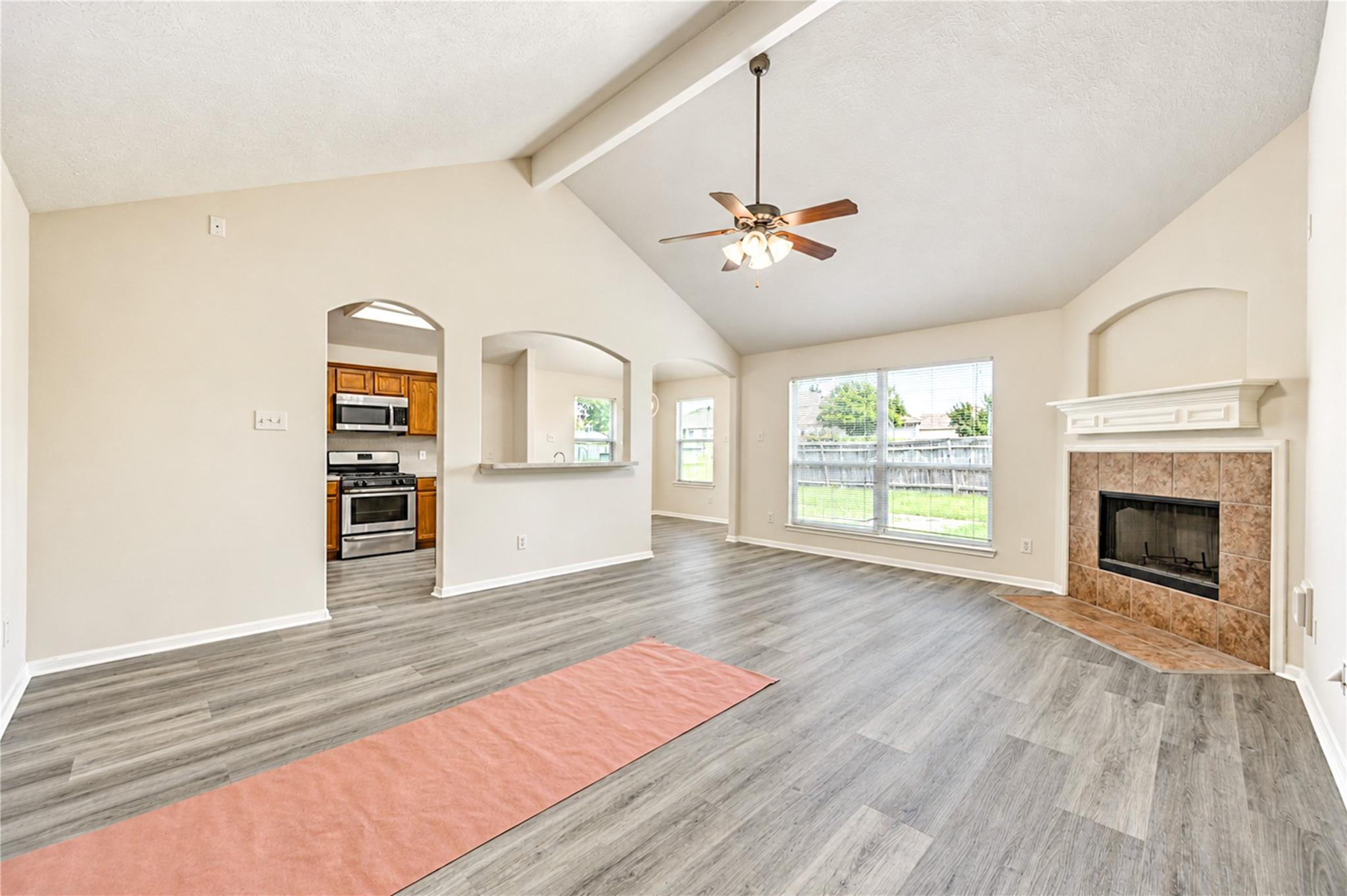 1526 Rogers Lake Lane
