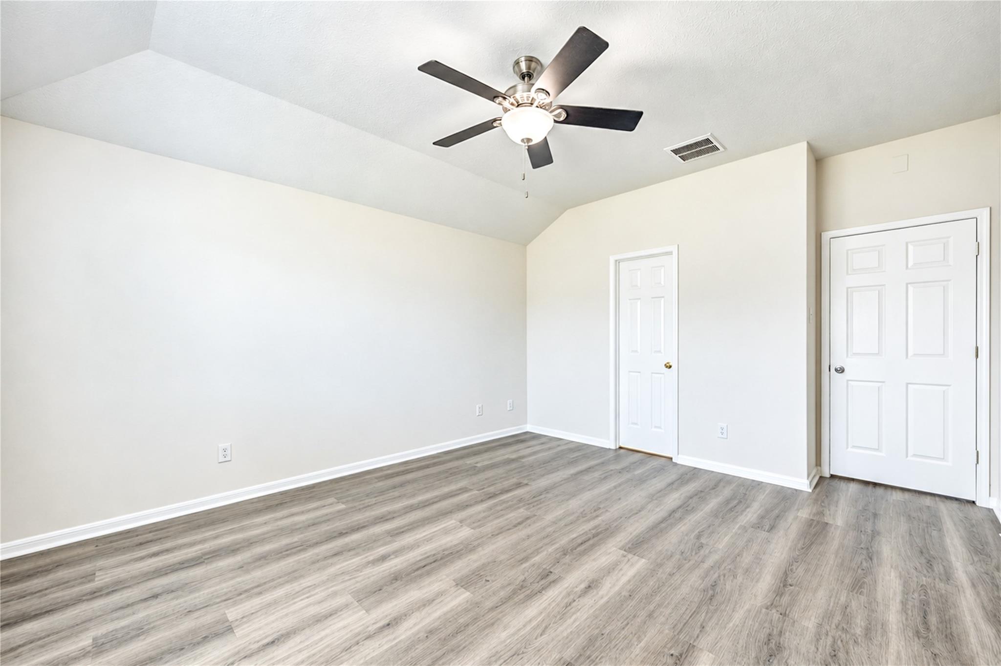 1526 Rogers Lake Lane