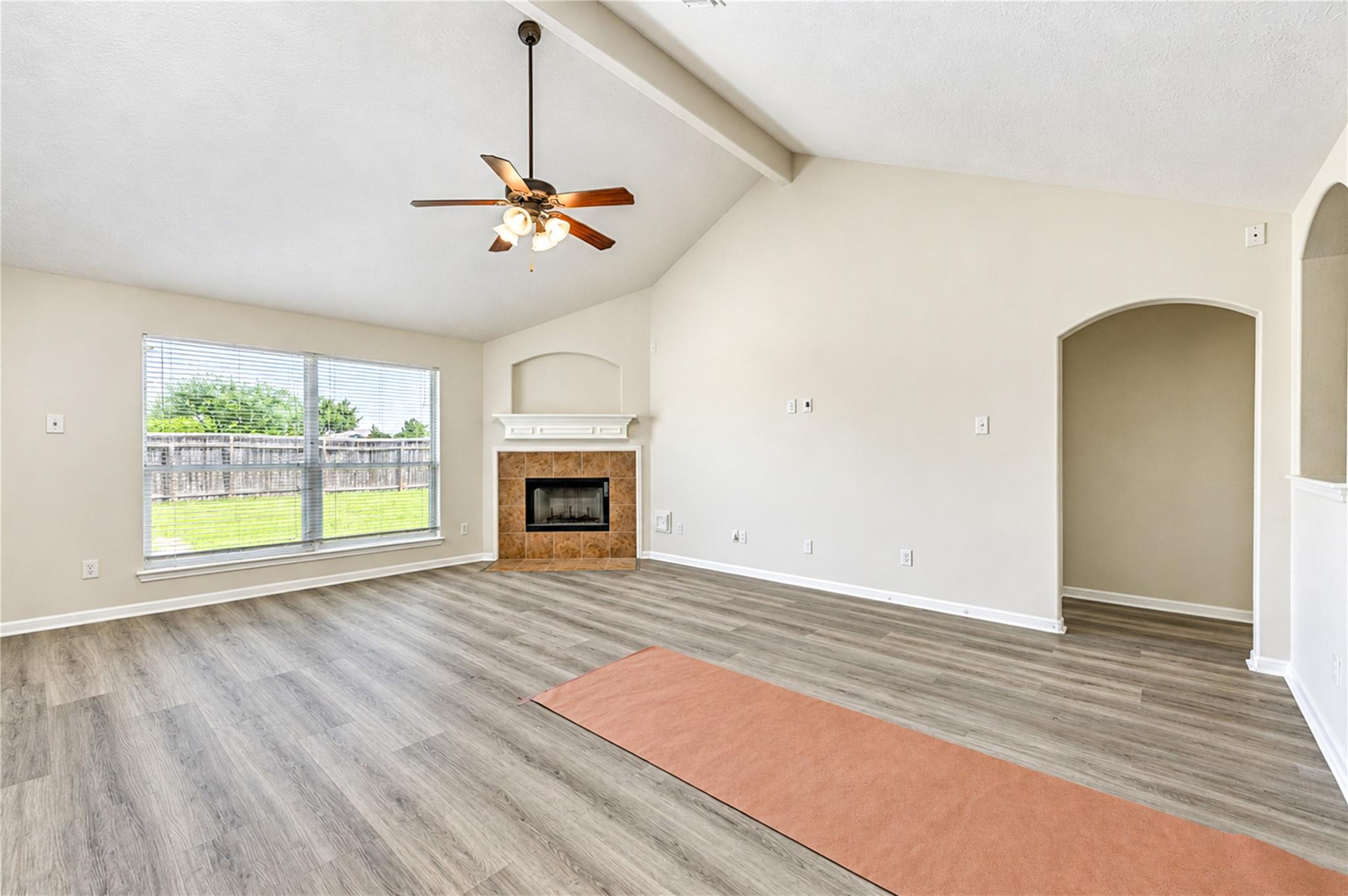 1526 Rogers Lake Lane