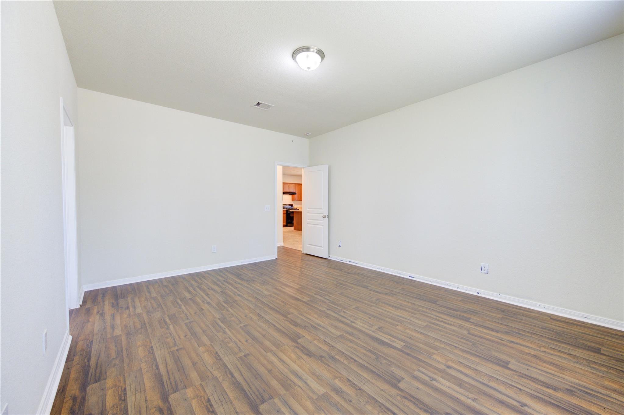5318 Hickory Harvest Drive