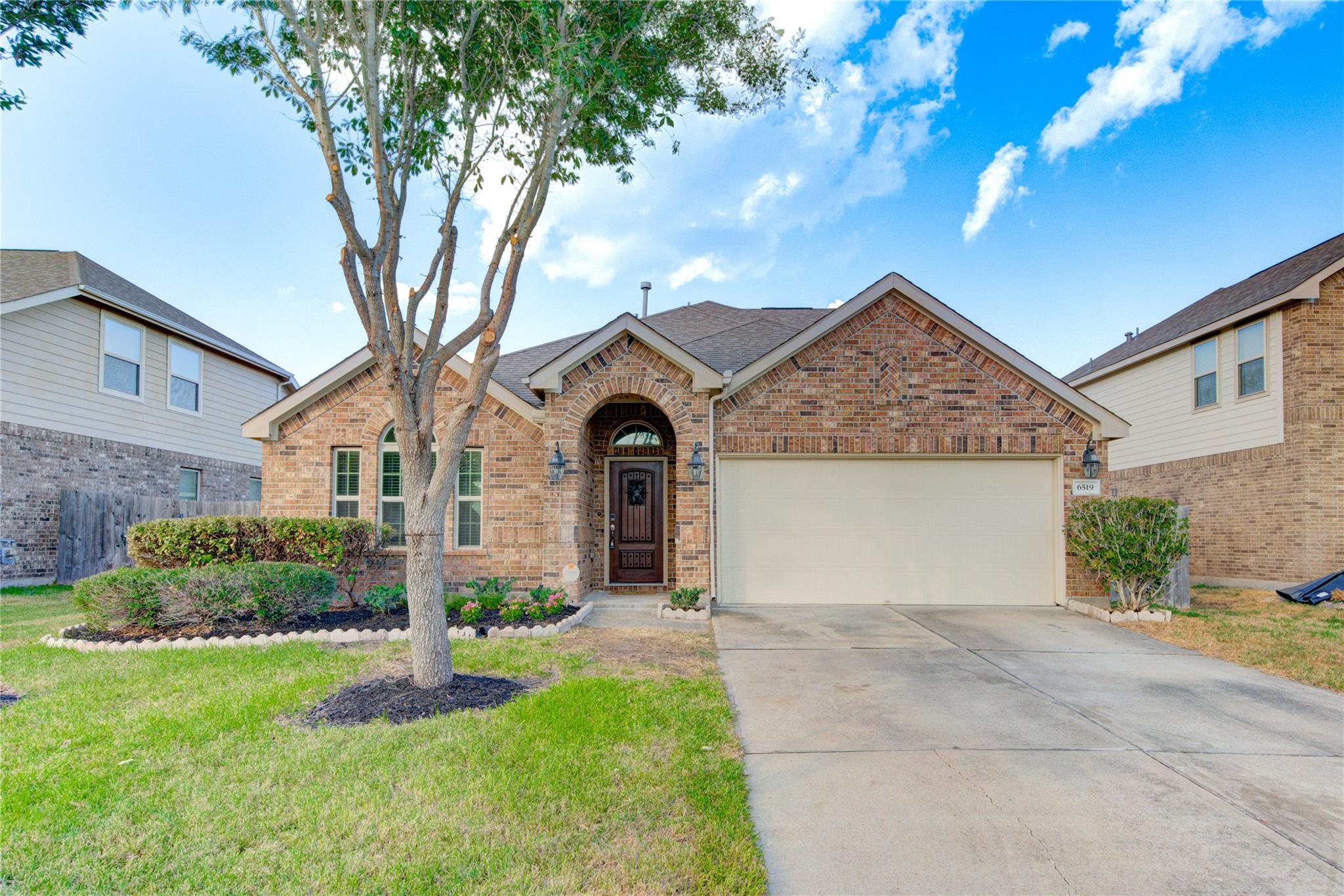 6519 Point Hollow Lane
