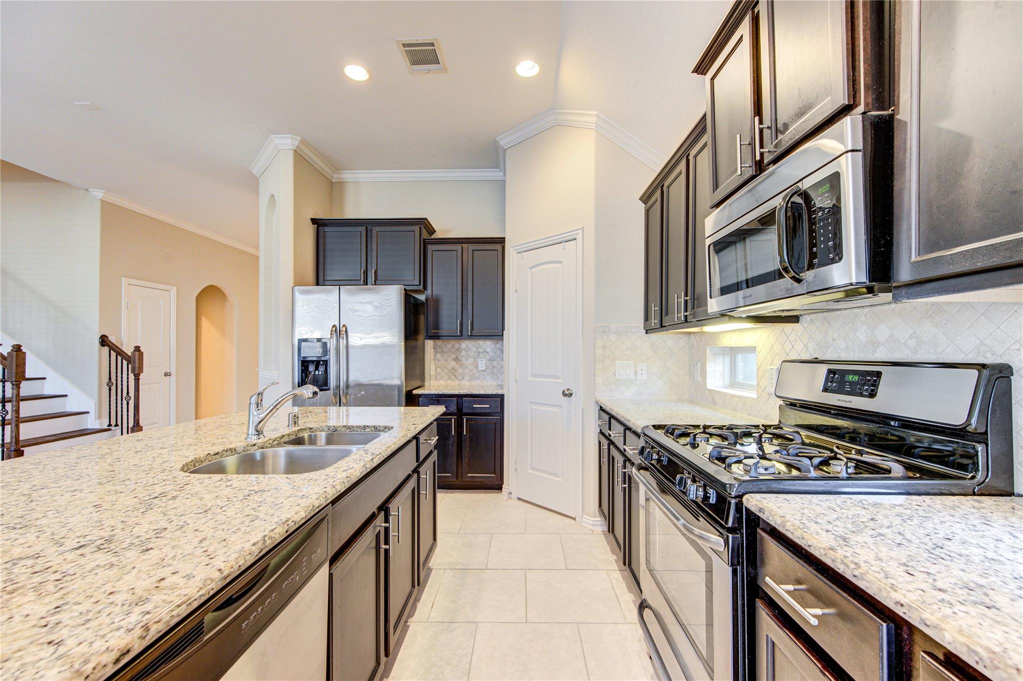 6519 Point Hollow Lane