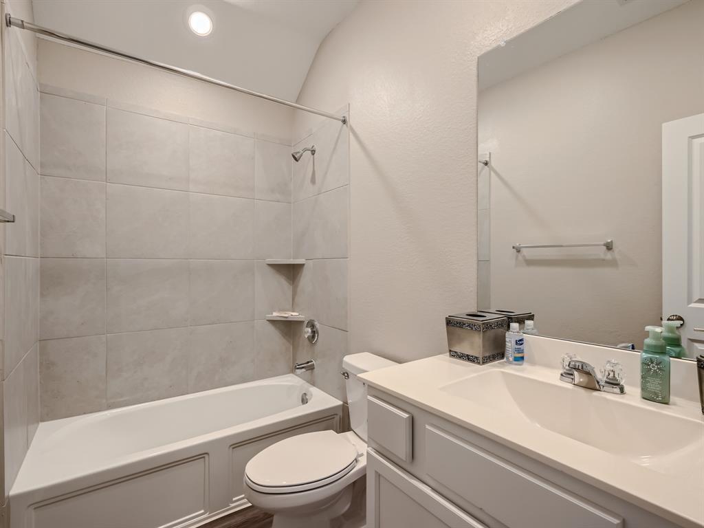 3735 Lion Creek Court