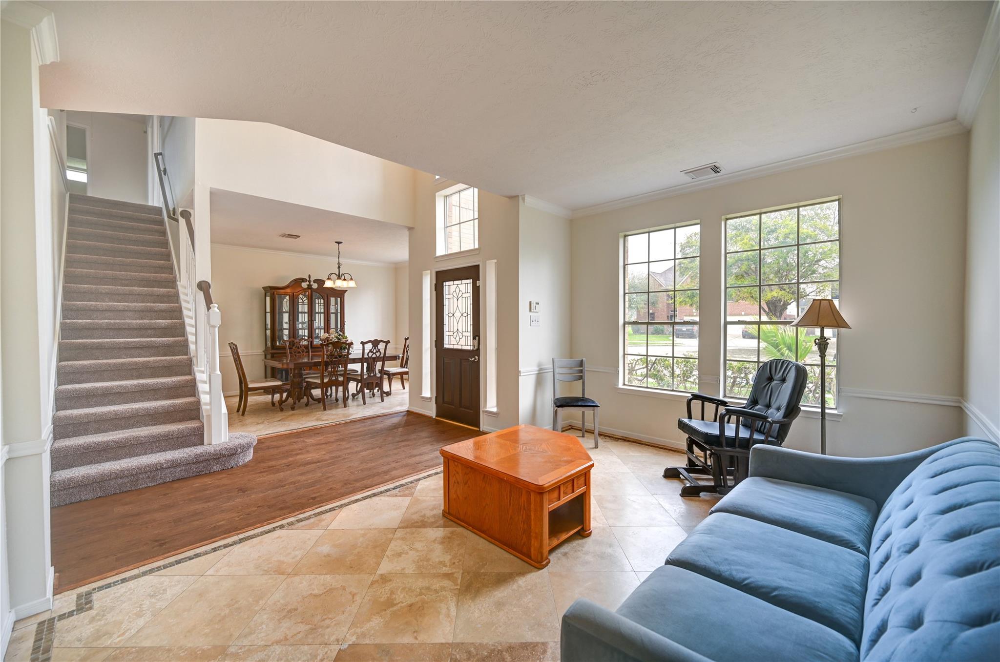 11906 Dinosaur Valley Drive
