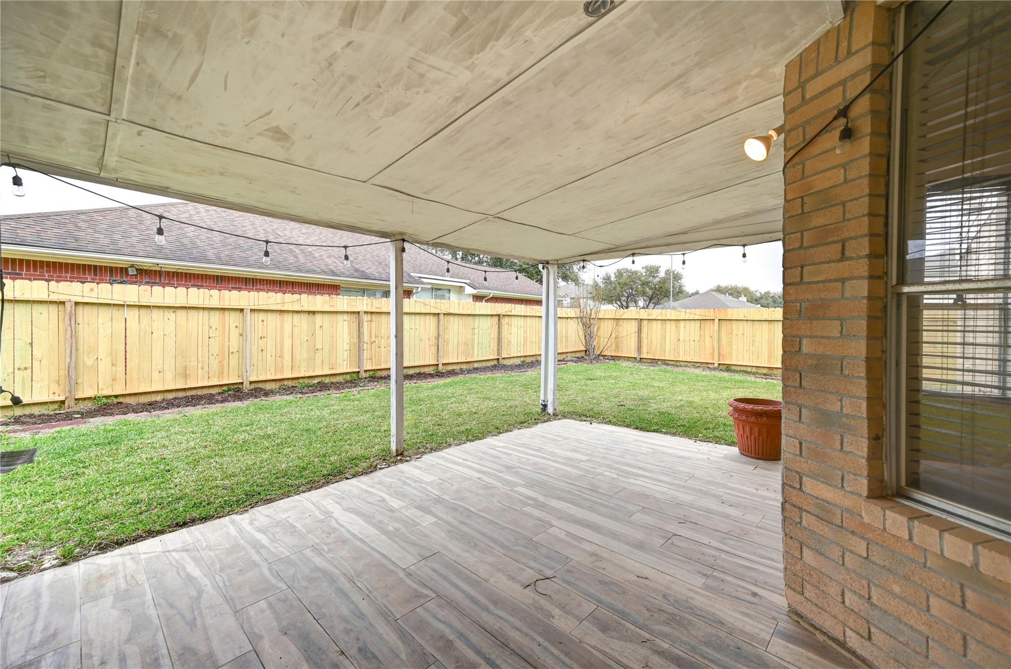 11906 Dinosaur Valley Drive