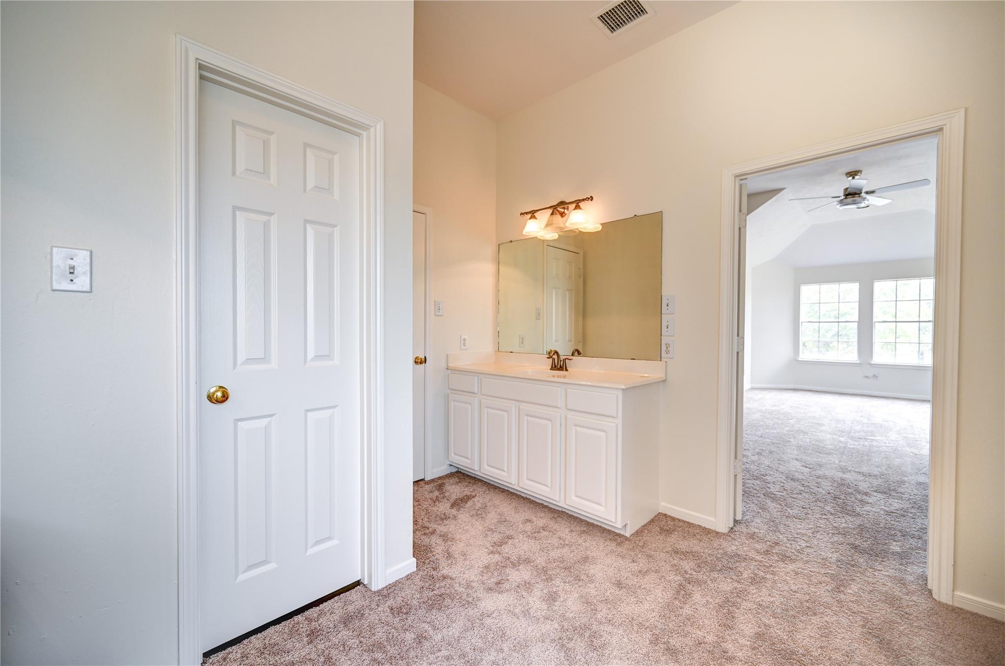 11906 Dinosaur Valley Drive