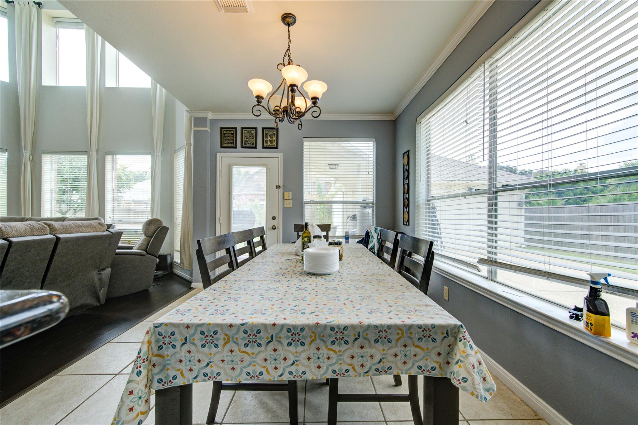 5911 Canyon Brook Court